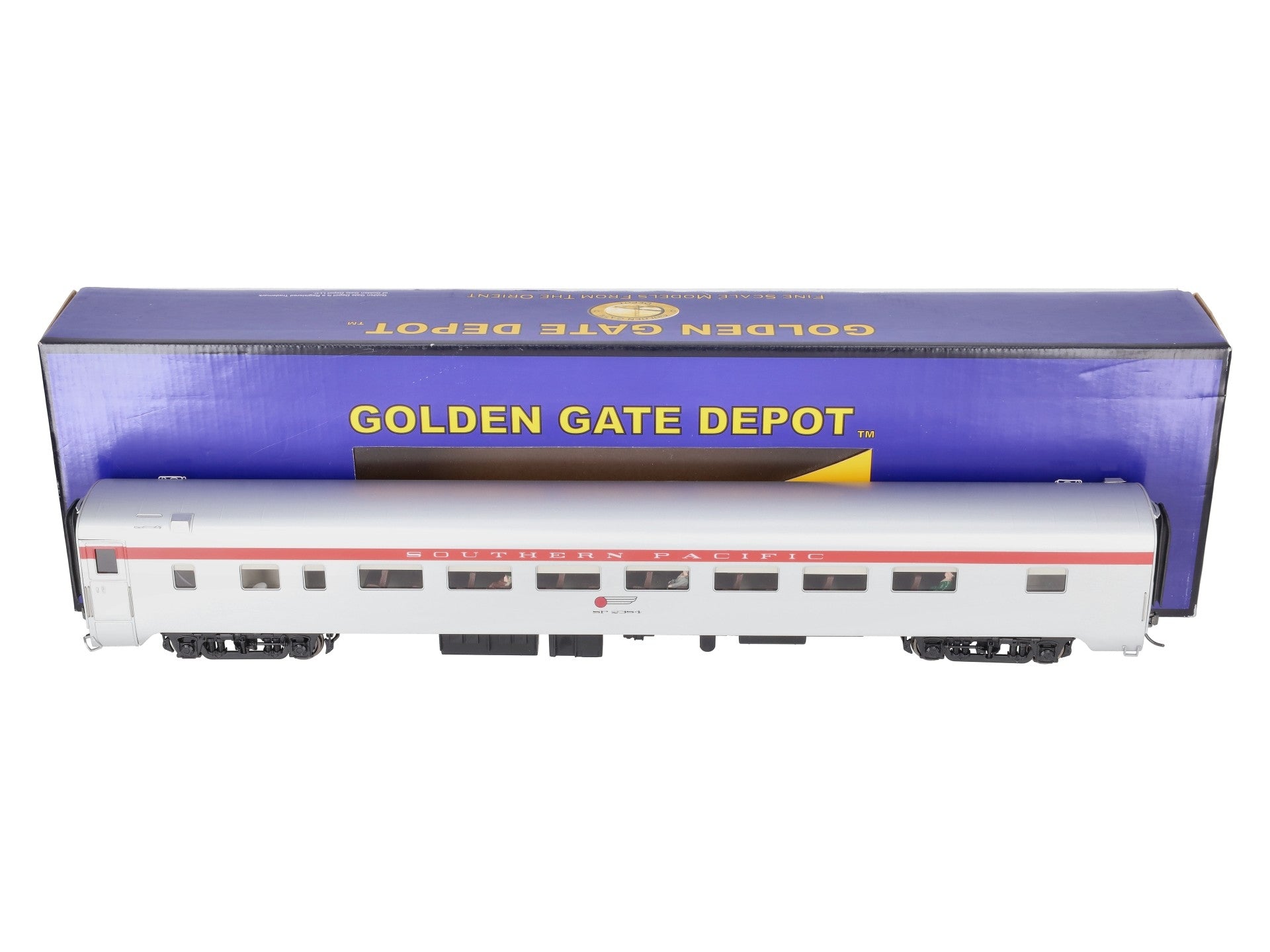 Golden Gate Depot O Southern Pacific Aluminum Light Weight Coach #2384 (2-Rail) LN/Box