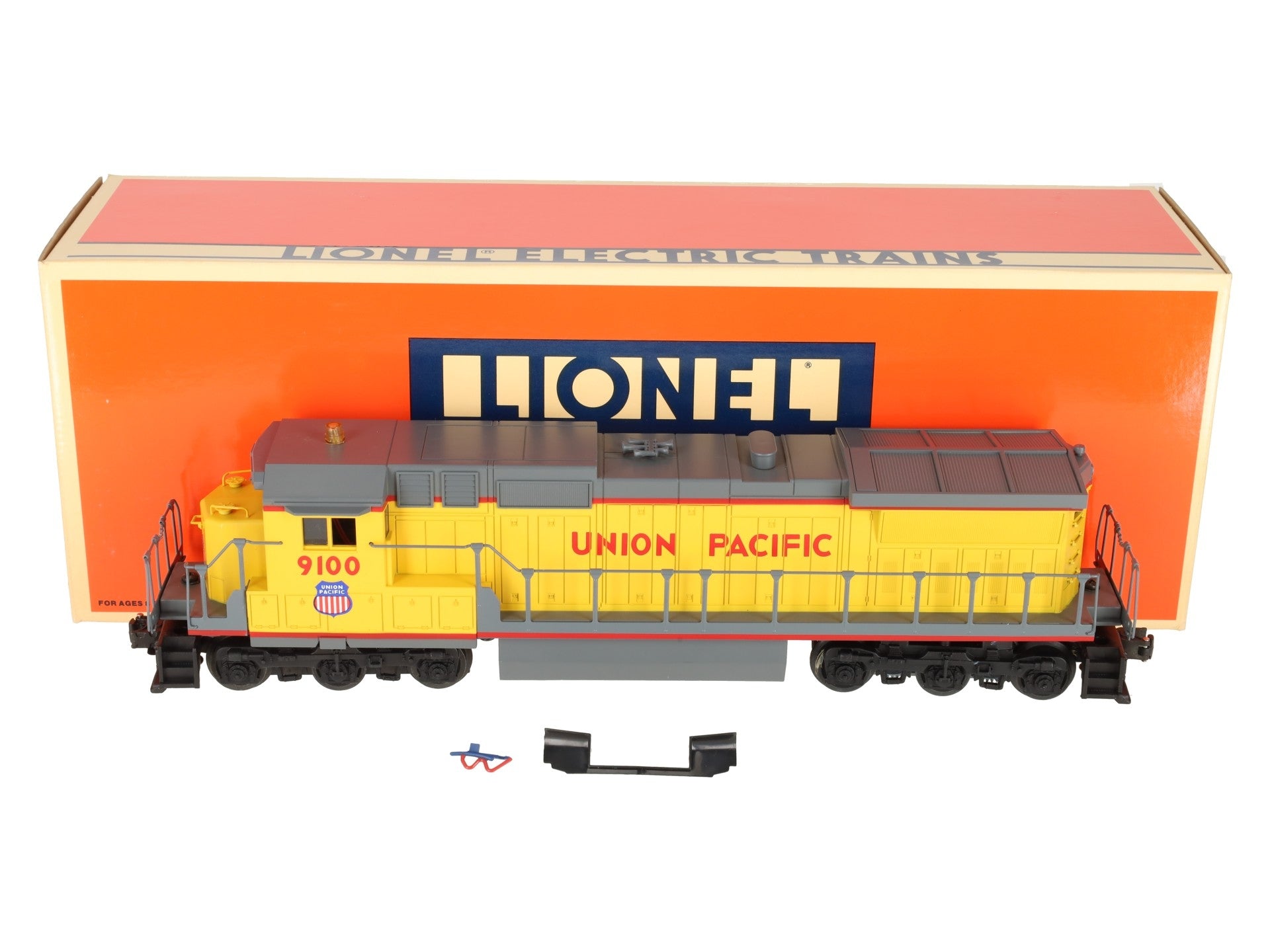 Lionel 6-18205 O Gauge Union Pacific Dash-8 40C Diesel Locomotive #9100 EX/Box
