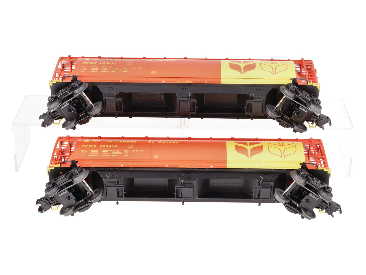 Lionel 6-11866 Government of Canada Cylindrical Hoppers (Set of 2) LN/Box