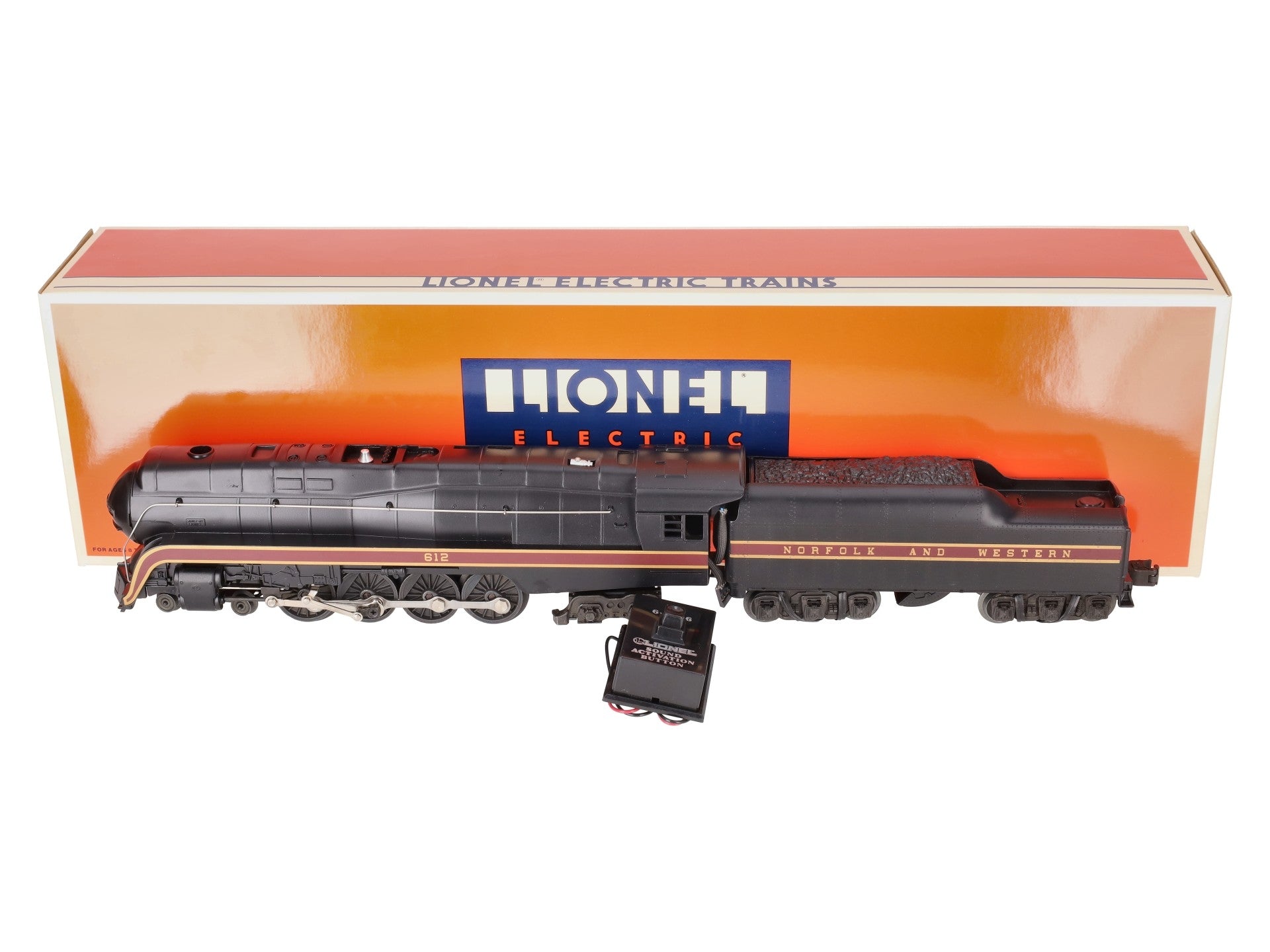 Lionel 6-18040 O Norfolk & Western 4-8-4 J Class Steam Locomotive & Tender #612 EX/Box