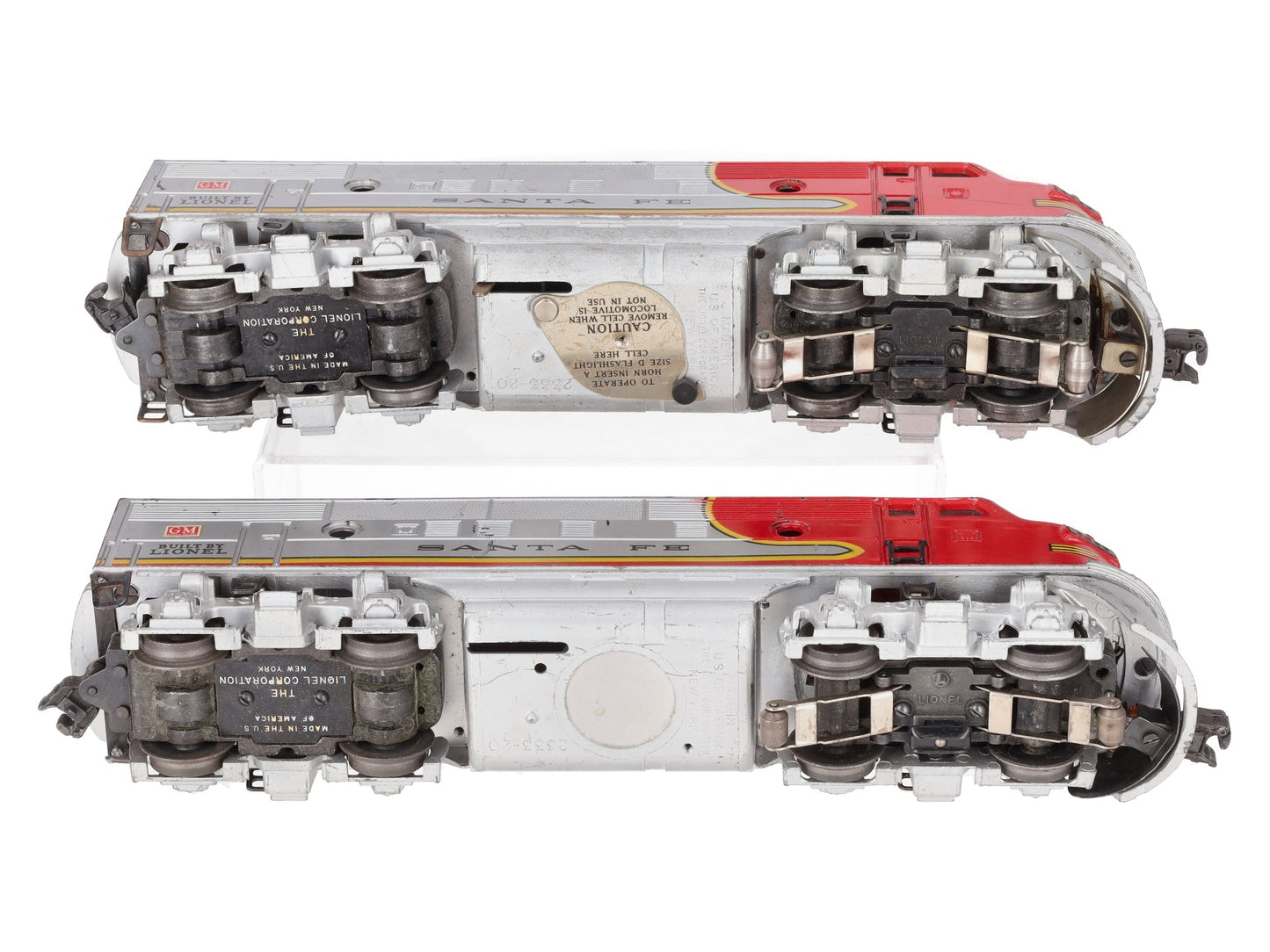 Lionel 2333 Vintage O Santa Fe F3 AA Diesel Set