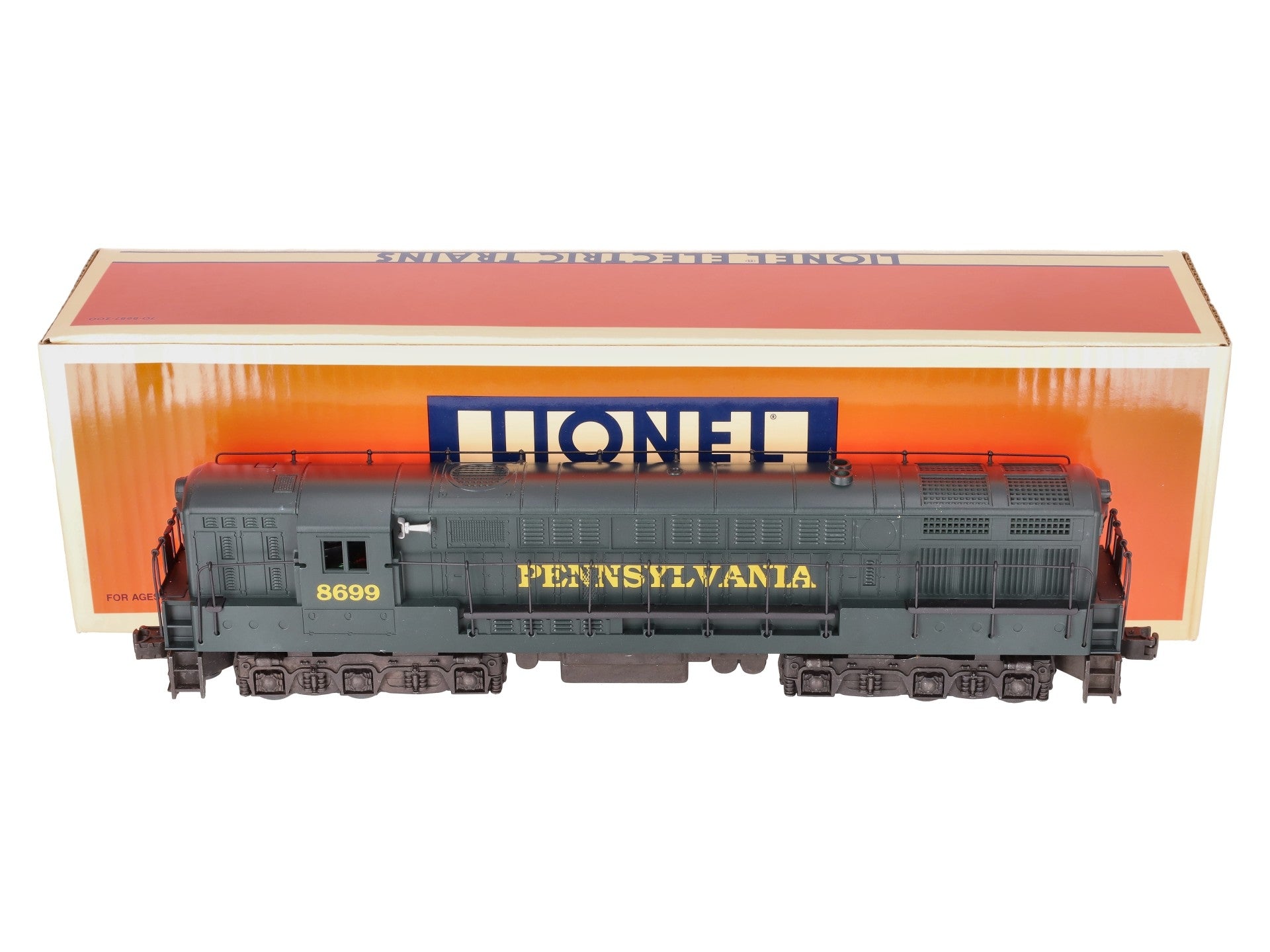 Lionel 6-18307 O Gauge Pennsylvania FM Trainmaster Diesel Locomotive #8699 EX/Box
