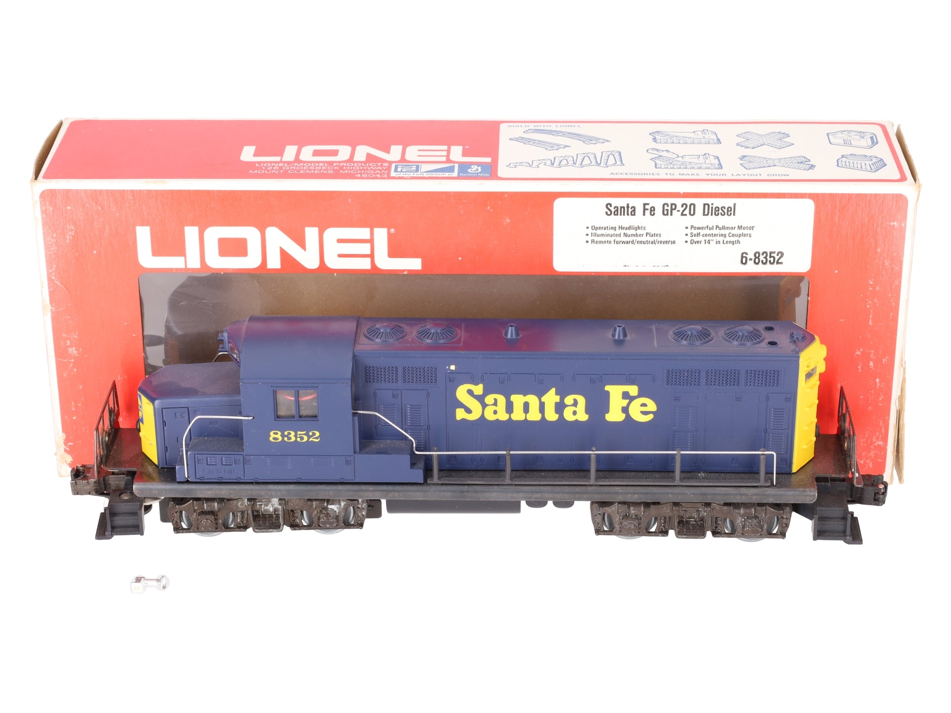 Lionel 6-8352 O Gauge Santa Fe GP-20 Powered Diesel Locomotive #8352 VG/Box