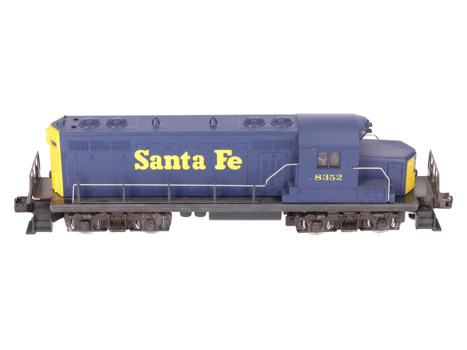 Lionel 6-8352 O Gauge Santa Fe GP-20 Powered Diesel Locomotive #8352 VG/Box