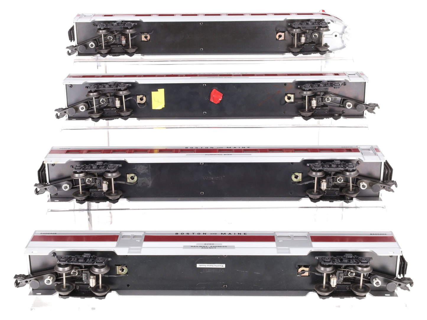 Williams STR72-03 Boston & Maine "Humming Bird" Streamliner Passenger 4-Car Set VG