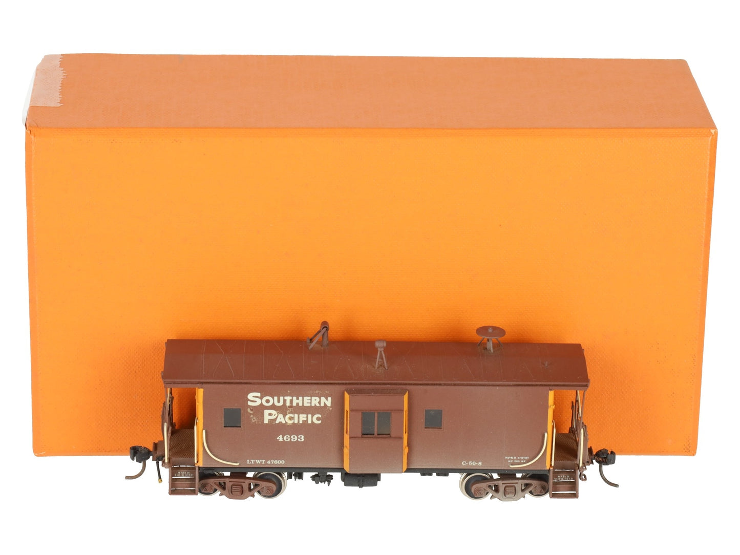 Overland HO Scale Southern Pacific 36' Bay Window Caboose #4693 - Custom