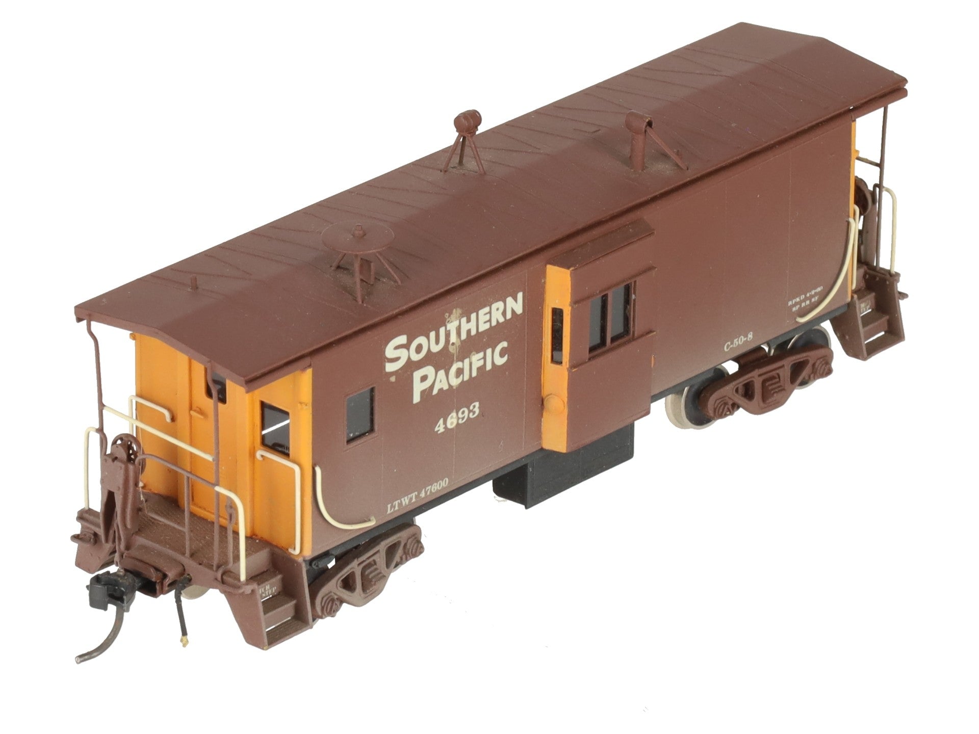 Overland HO Scale Southern Pacific 36' Bay Window Caboose #4693 - Custom