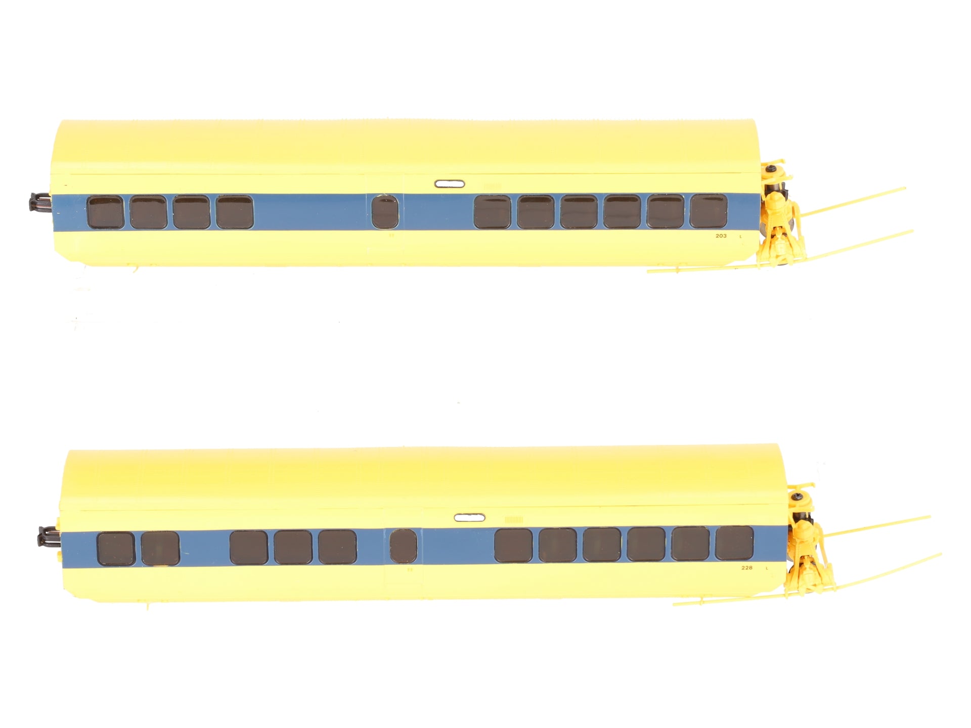 Rapido 200604 HO Scale VIA Turbo Passenger Cars (Set of 2) EX/Box