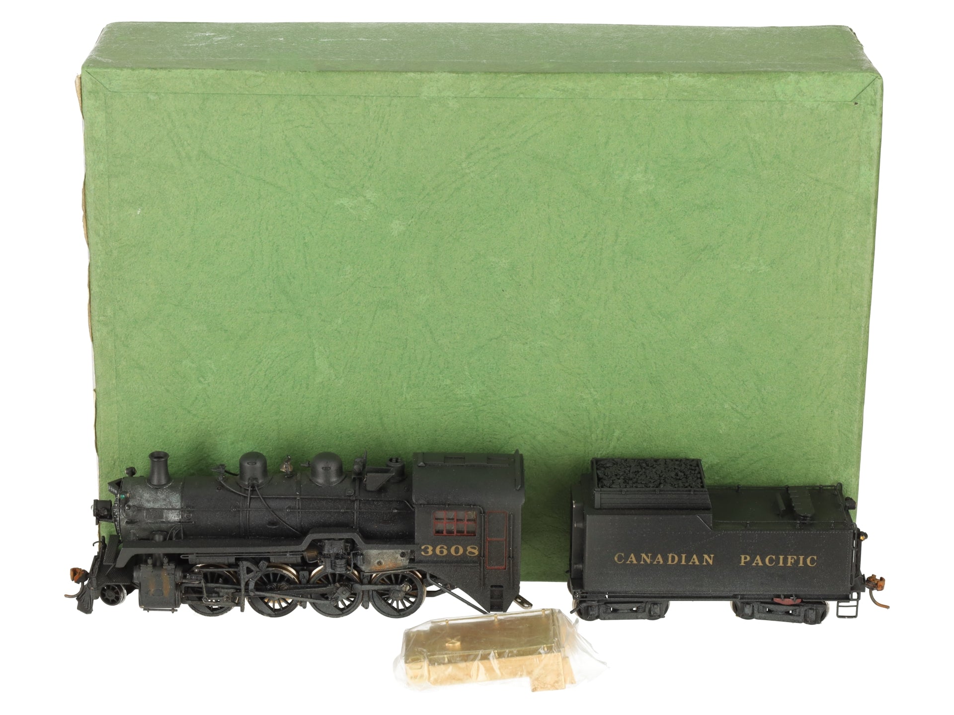 Van Hobbies HO BRASS CPR 2-8-0 Steam Locomotive & Tender - Painted/Box