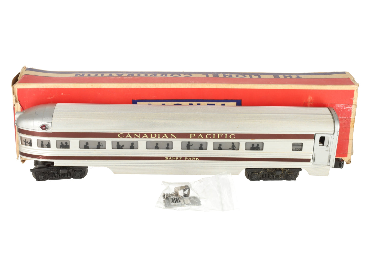 Lionel 2551 Vintage O Canadian Pacific Banff Park Aluminum Observation Car/Box