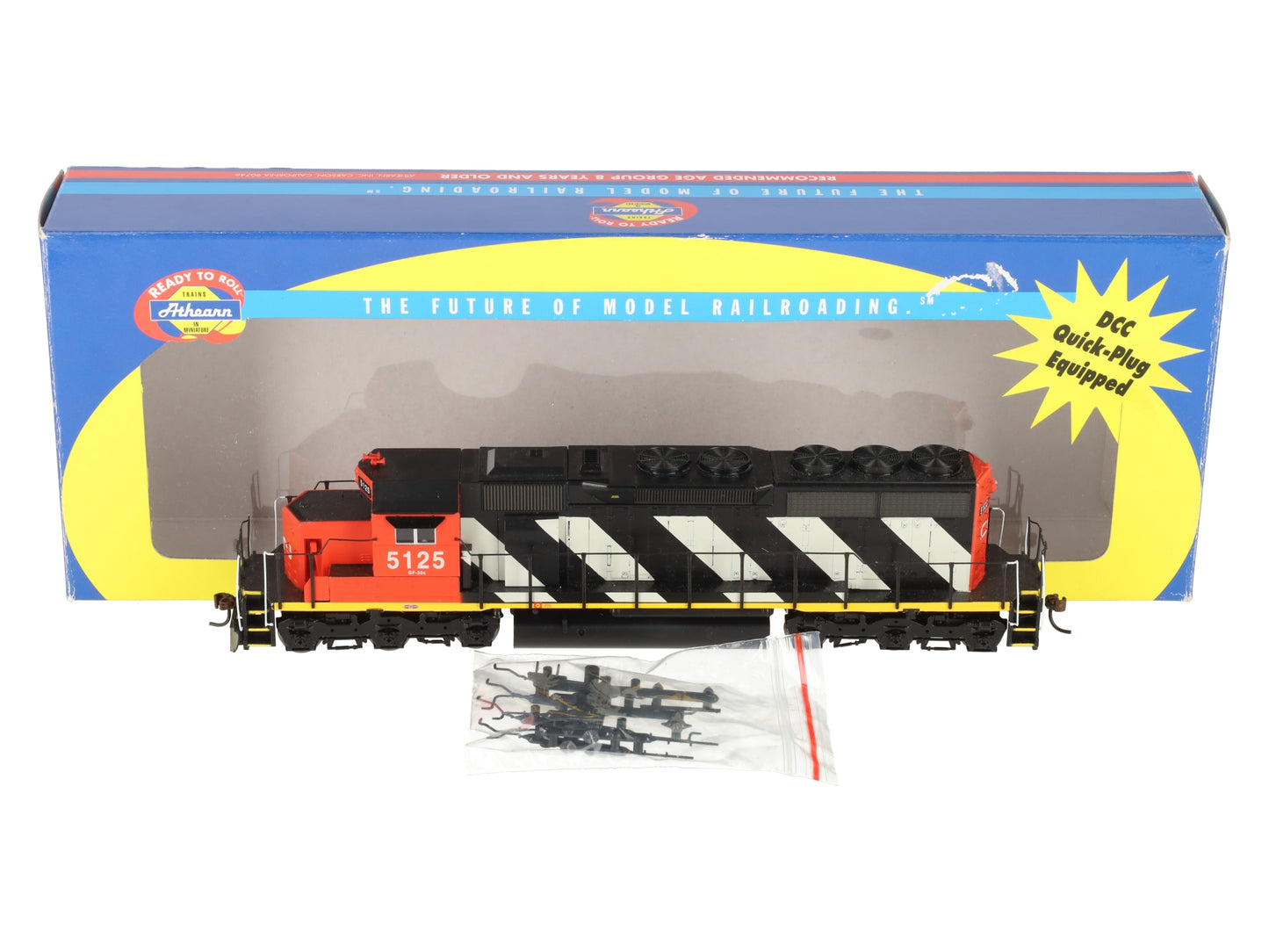 Athearn 93548 HO Scale Canadian National Zebra SD40 Diesel Locomotive #5125 EX/Box