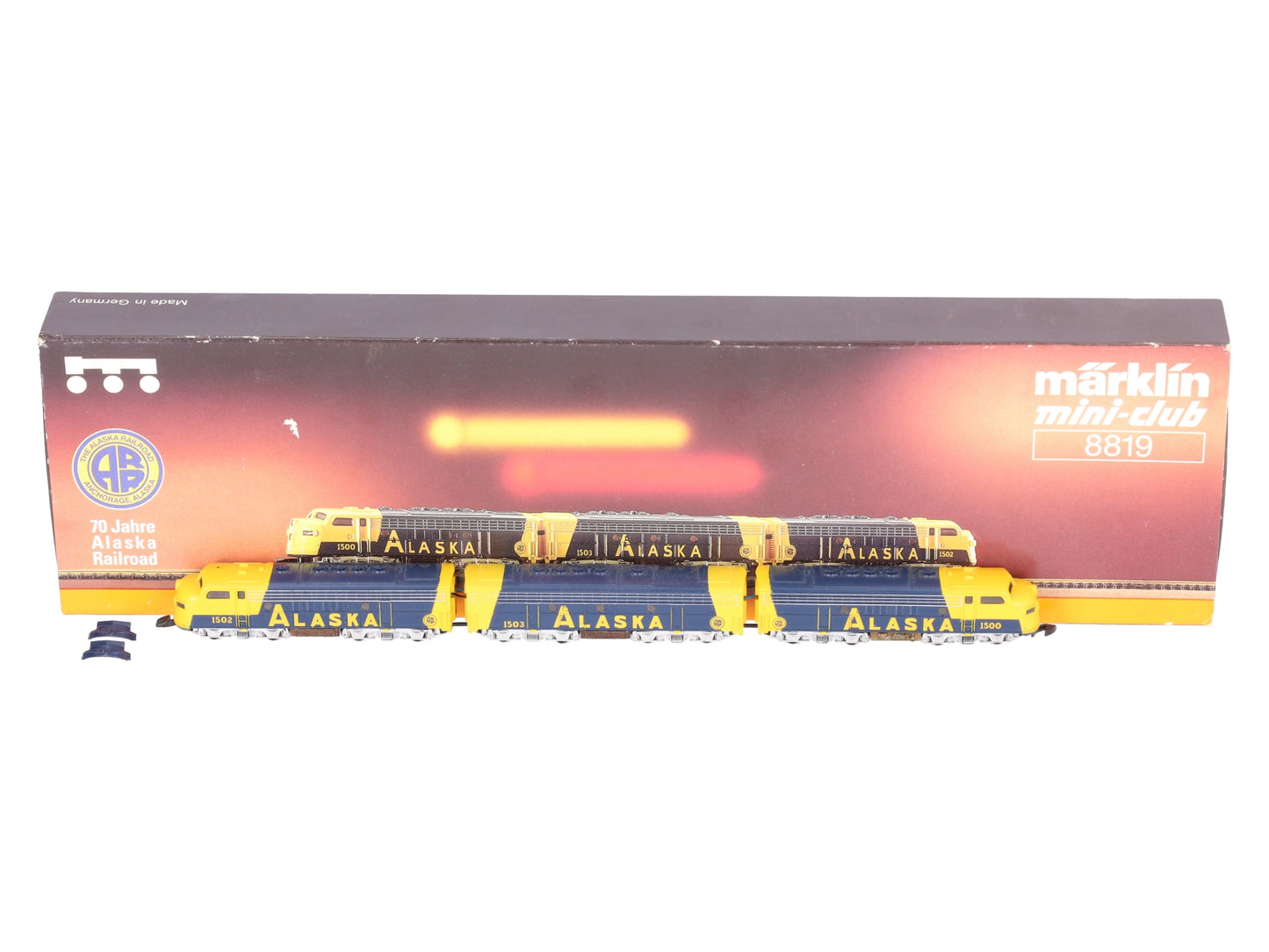 Marklin 8819 Z Scale Alaska Railroad EMD F7 ABA Diesel Locomotive Set EX/Box