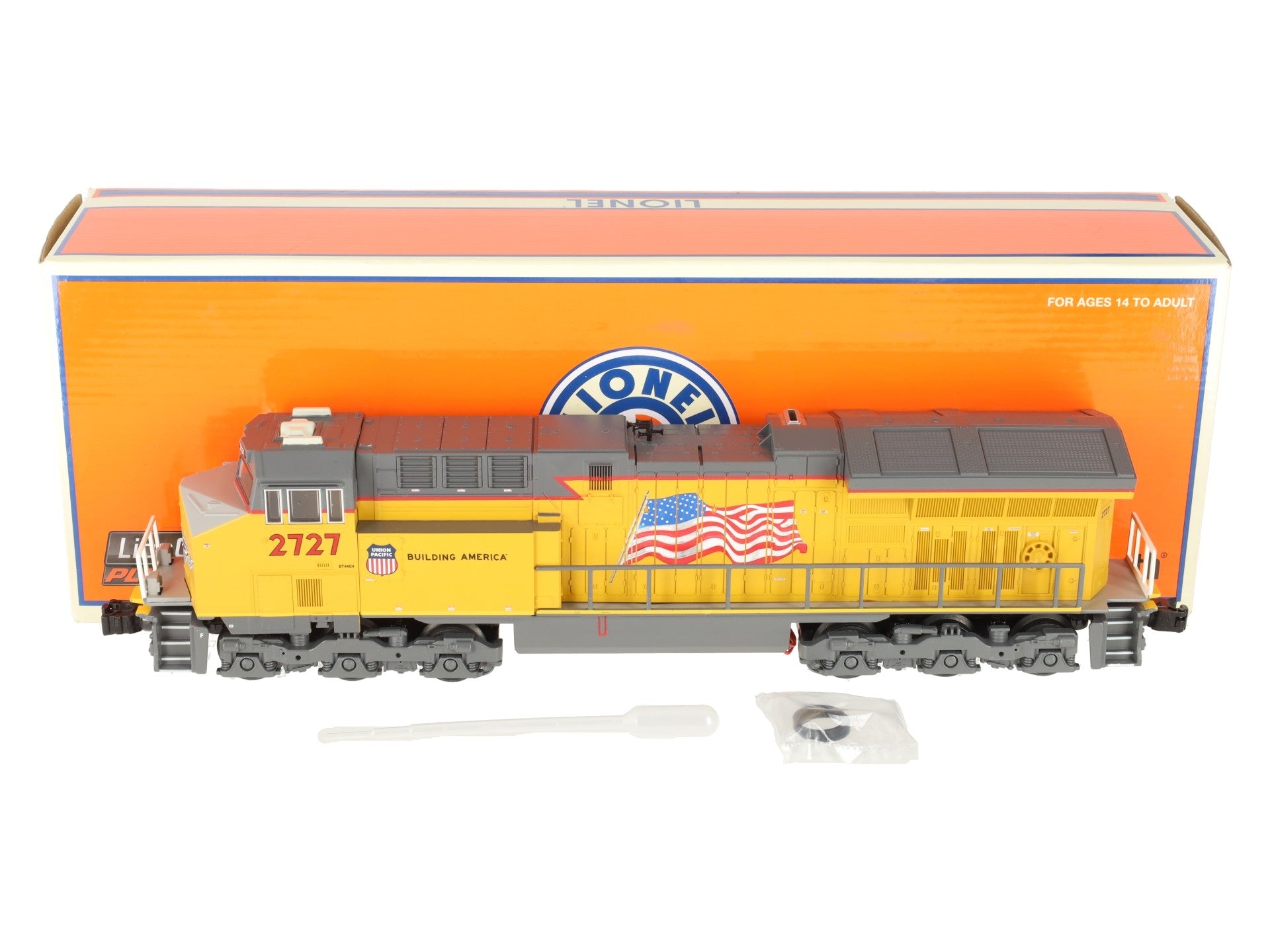 Lionel 1934042 O Union Pacific LionChief Plus 2.0 ET44AC Diesel Locomotive #2727