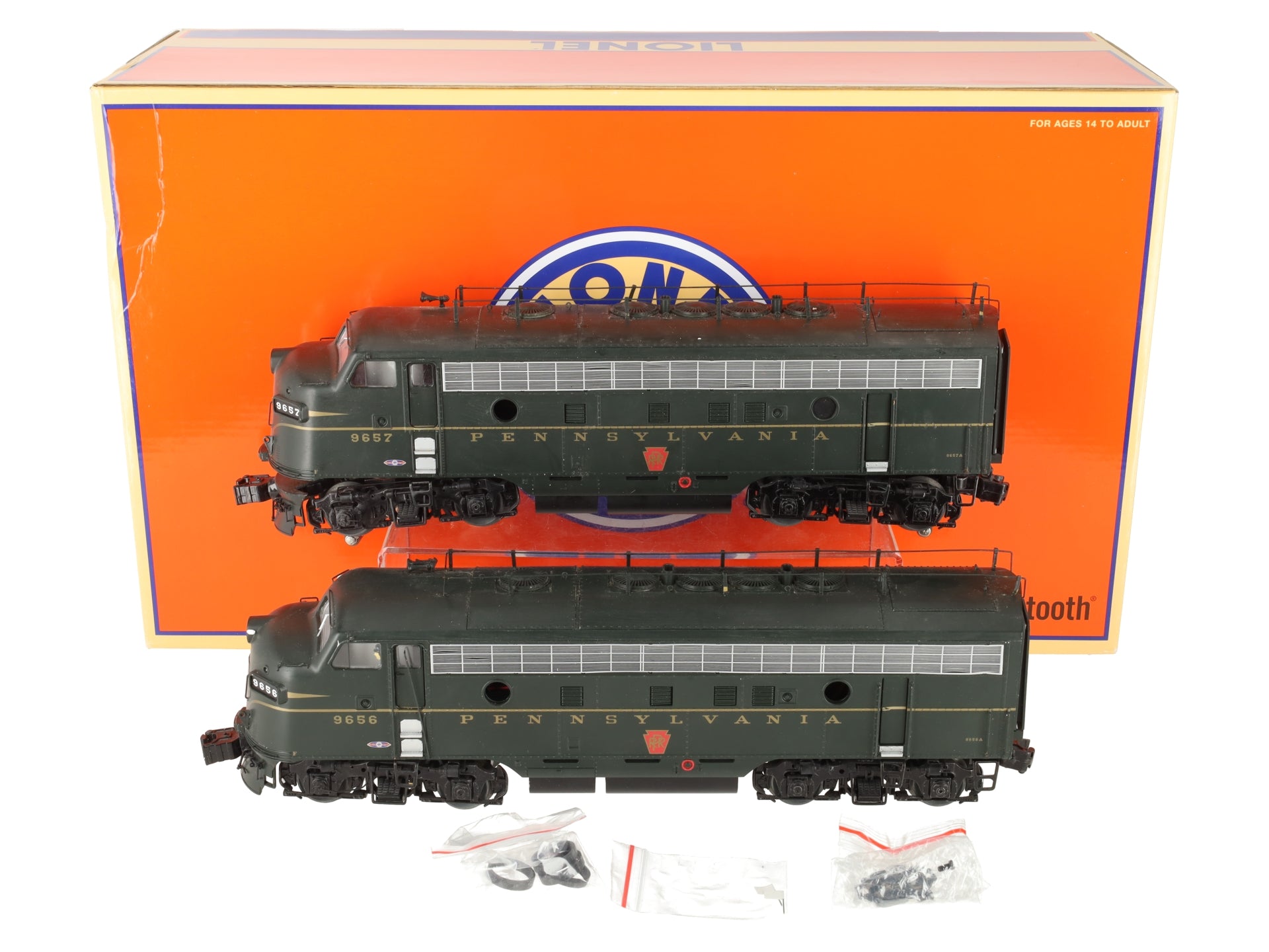 Lionel 6-85206 Pennsylvania Legacy F7 AA Diesel Locomotive Set #9656A/9657A VG/Box