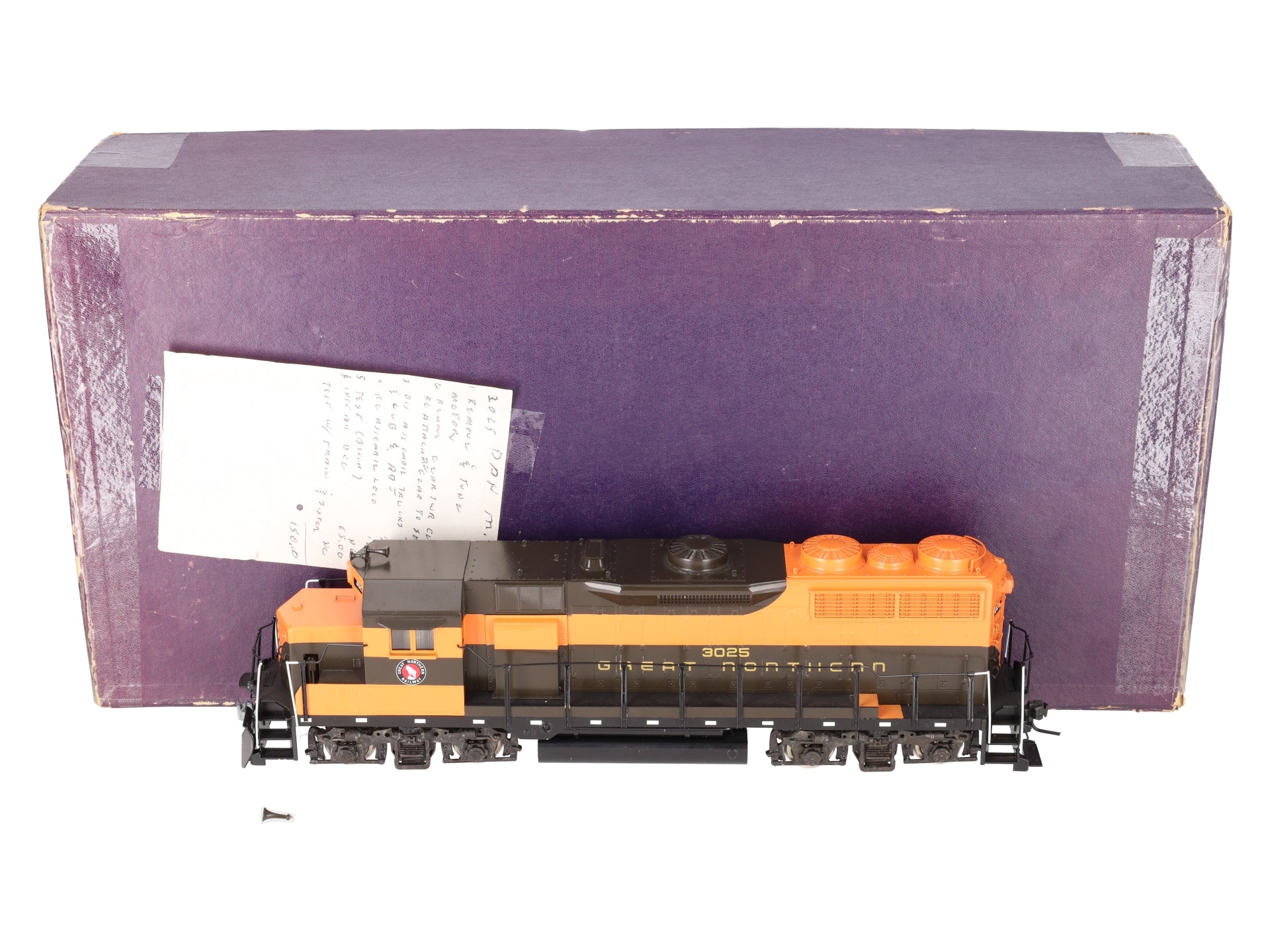 US Hobbies O Scale BRASS Great Northern GP-35 Diesel Locomotive #3025 EX/Box