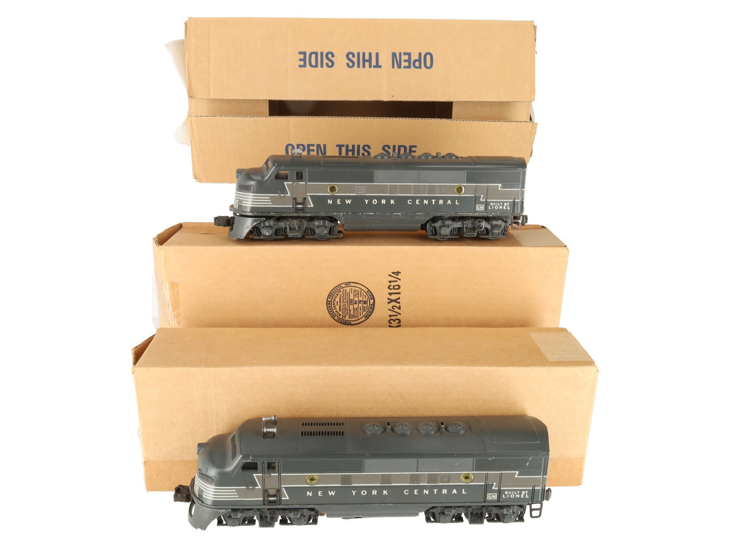 Lionel 2354 Vintage O New York Central F-3 AA Diesel Locomotives VG