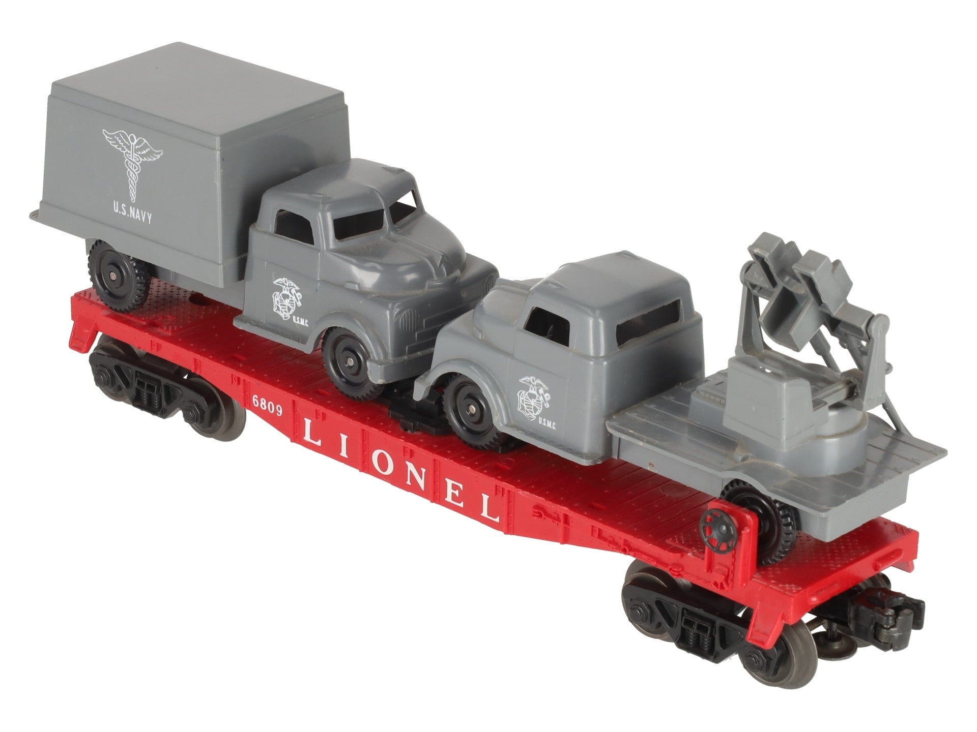 Lionel 6809 Vintage O Flatcar w/USMC AA Gun Truck & Medical Box Truck EX