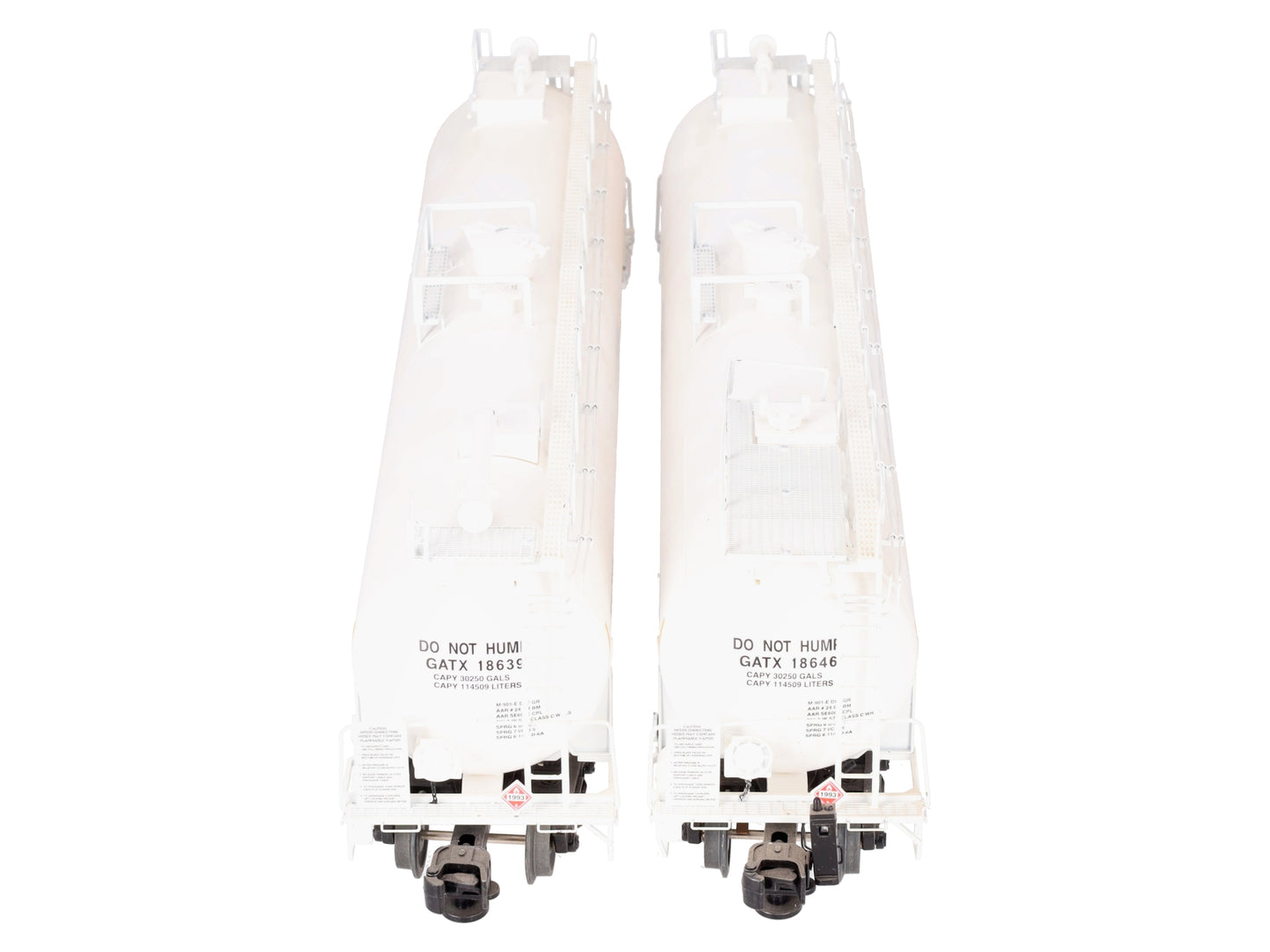 Lionel 6-85108 O TankTrain with End of Traine Device #18639/18646 (Set of 2) EX/Box