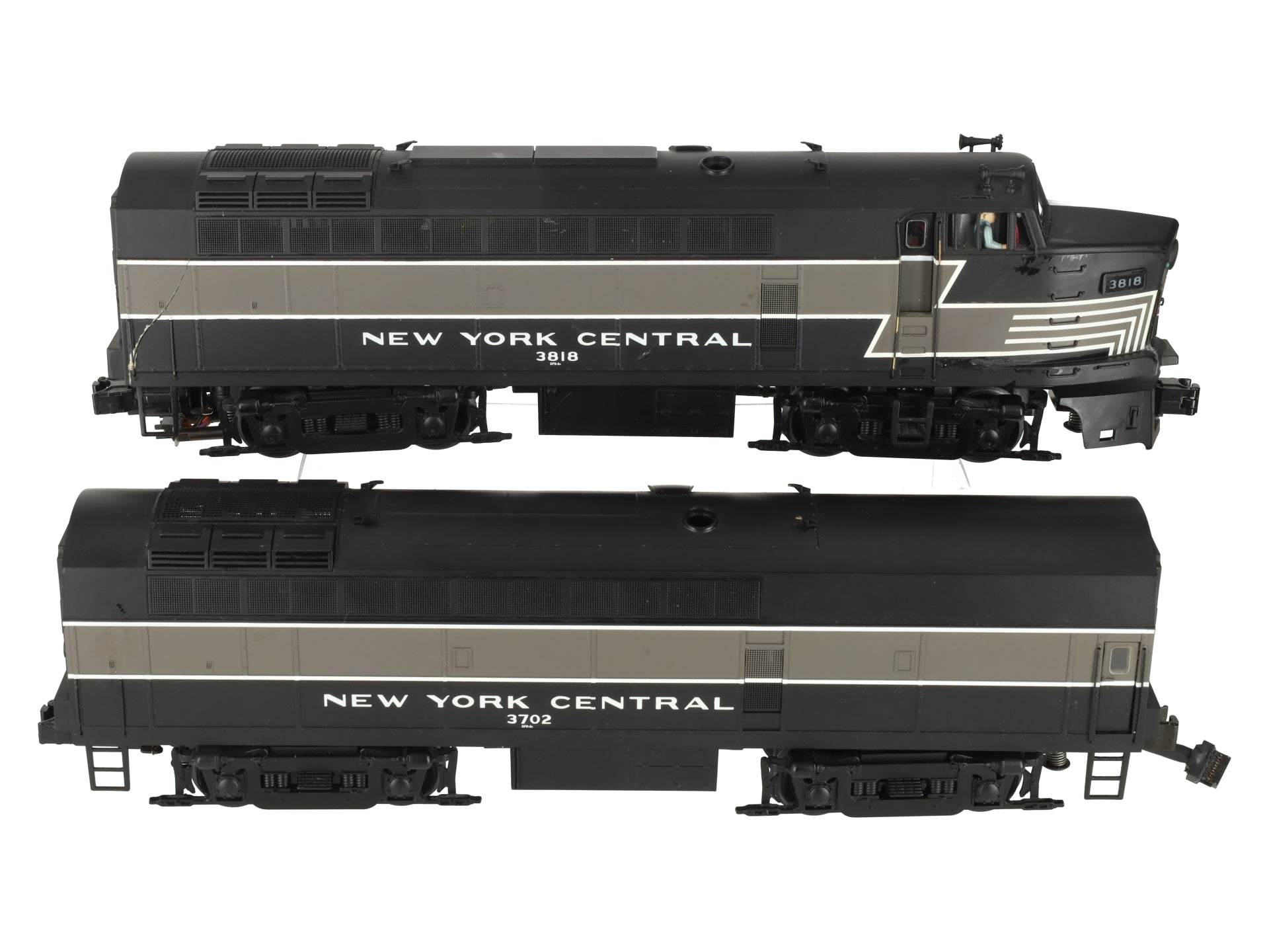 MTH 20-2294-1 NYC Sharknose AB Diesel Engine Set w/PS2 #3818/2702 VG/Box