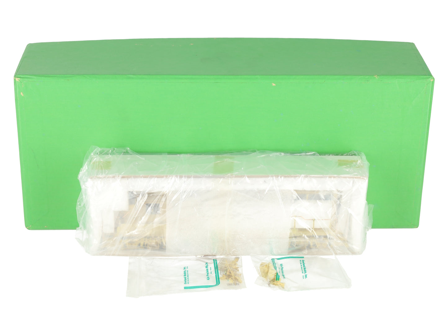 Overland OMI-5009 HO BRASS EMD GP30 Phase II Low Hood Diesel Loco -Unpainted MT/Box