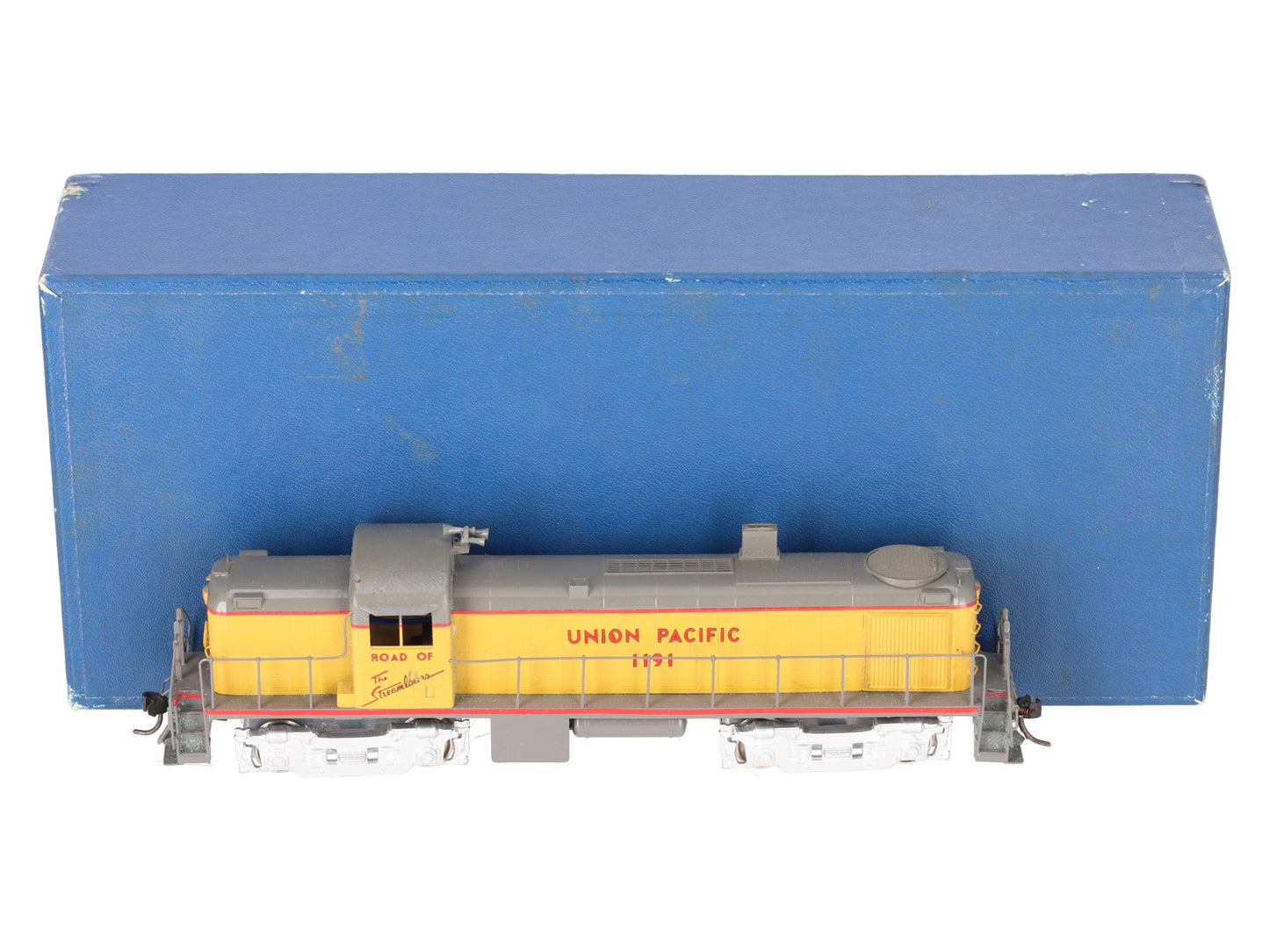 Alco Models D-132 HO Scale Brass Alco RS-2 Diesel Locomotive - Painted EX/Box