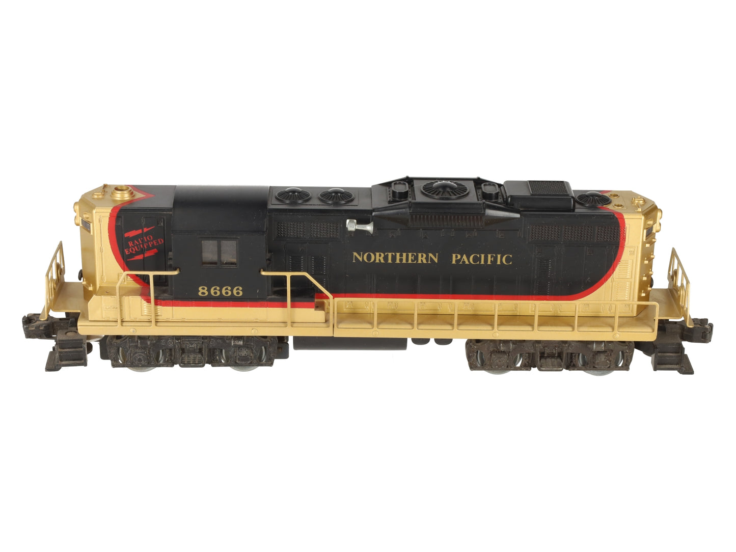 Lionel 6-8666 O Gauge Northern Pacific GP9 Powered Diesel Locomotive #8666 EX/Box