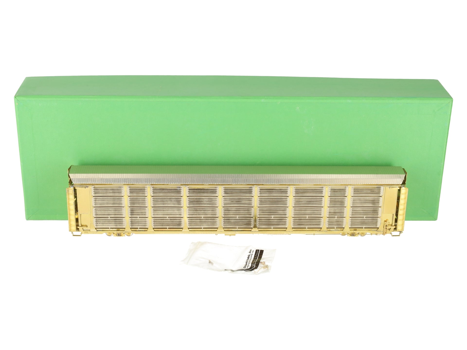 Overland OMI-3119 HO BRASS Thrall Tri-Level Enclosed Auto Rack w/ Tall End Doors EX/Box