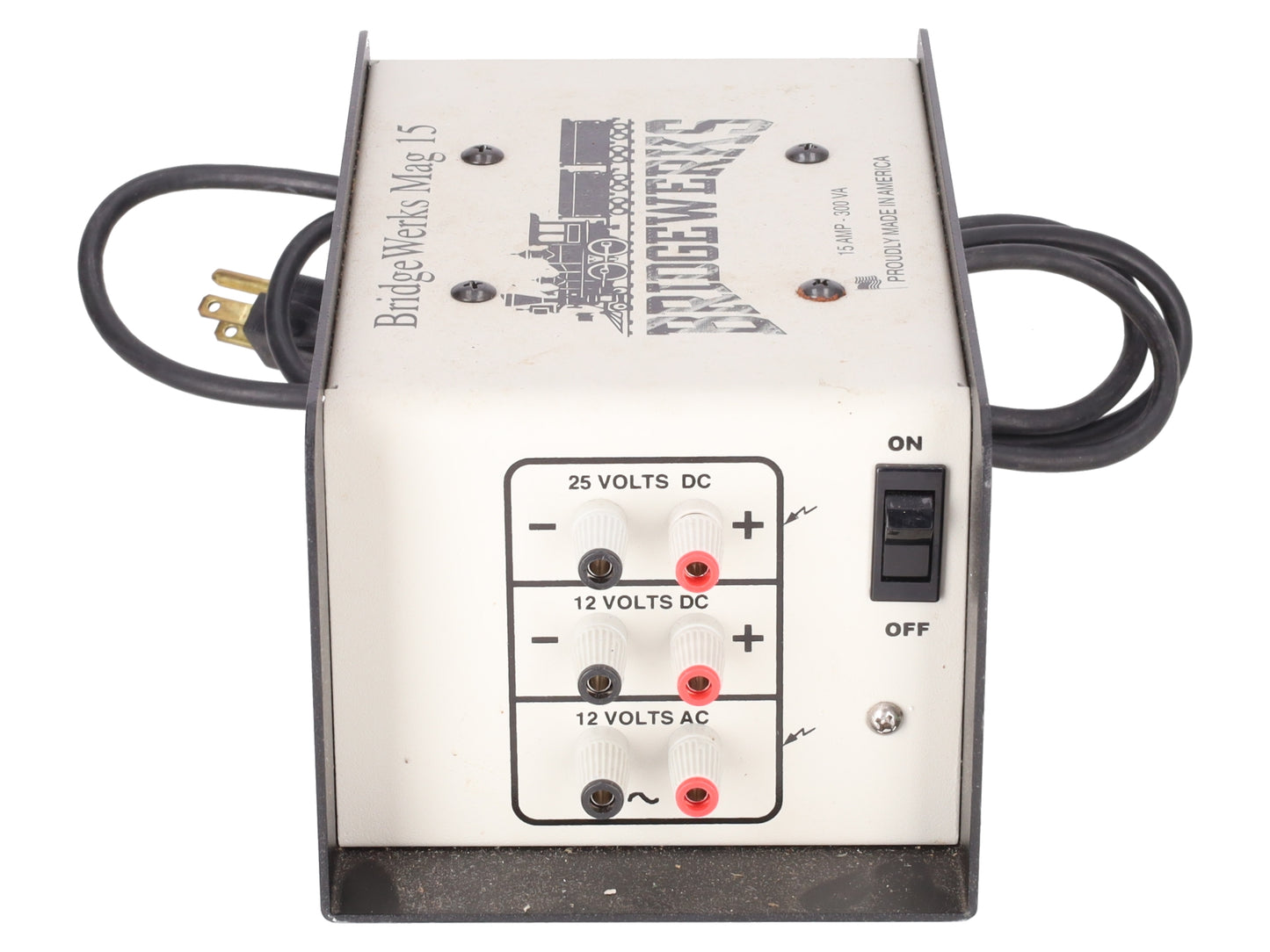 Bridgewerks MAG-15 15 Amp Deluxe 1-Track Power Supply VG/Box
