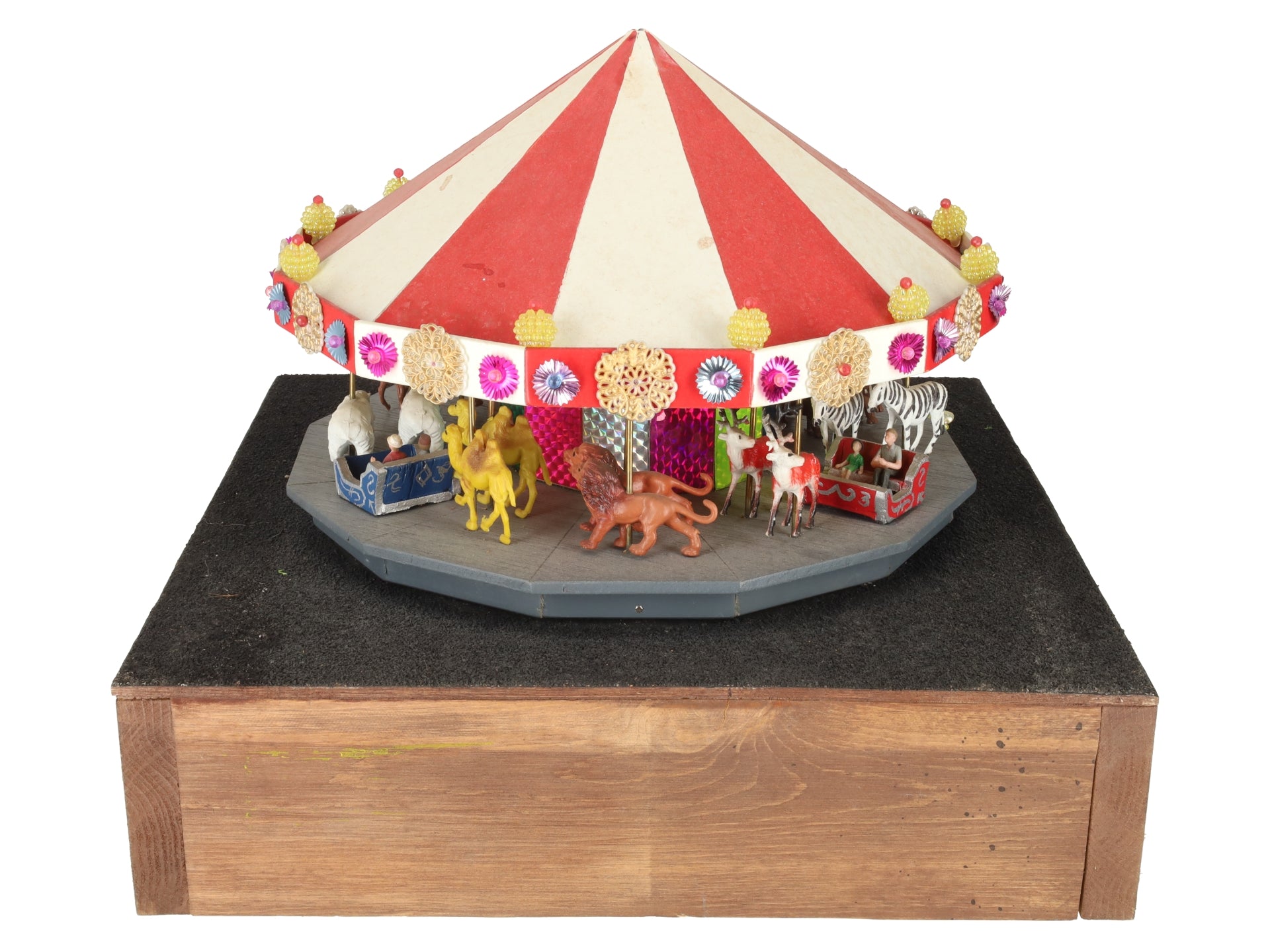 HO Scale Custom Motorized Merry Go Round EX
