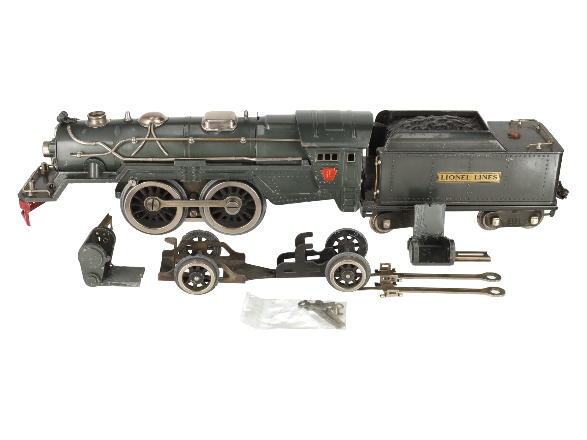Lionel 385E Vintage Standard Gauge Steam Locomotive and Tender