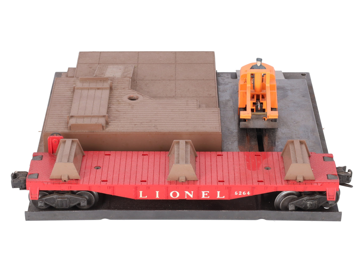 Lionel 264 Vintage O Operating Forklift Platform with 6264 Lumber Car VG