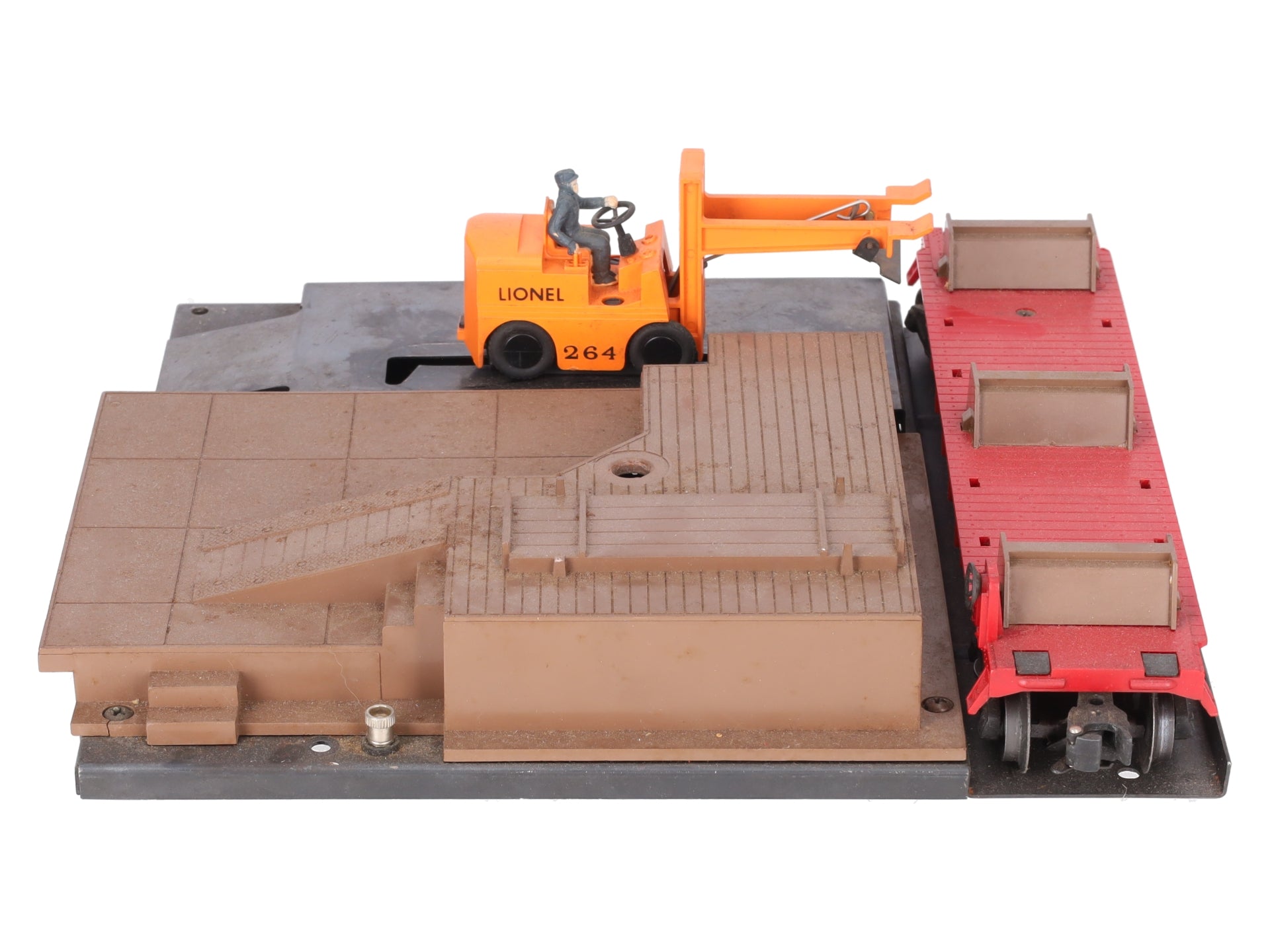 Lionel 264 Vintage O Operating Forklift Platform with 6264 Lumber Car VG