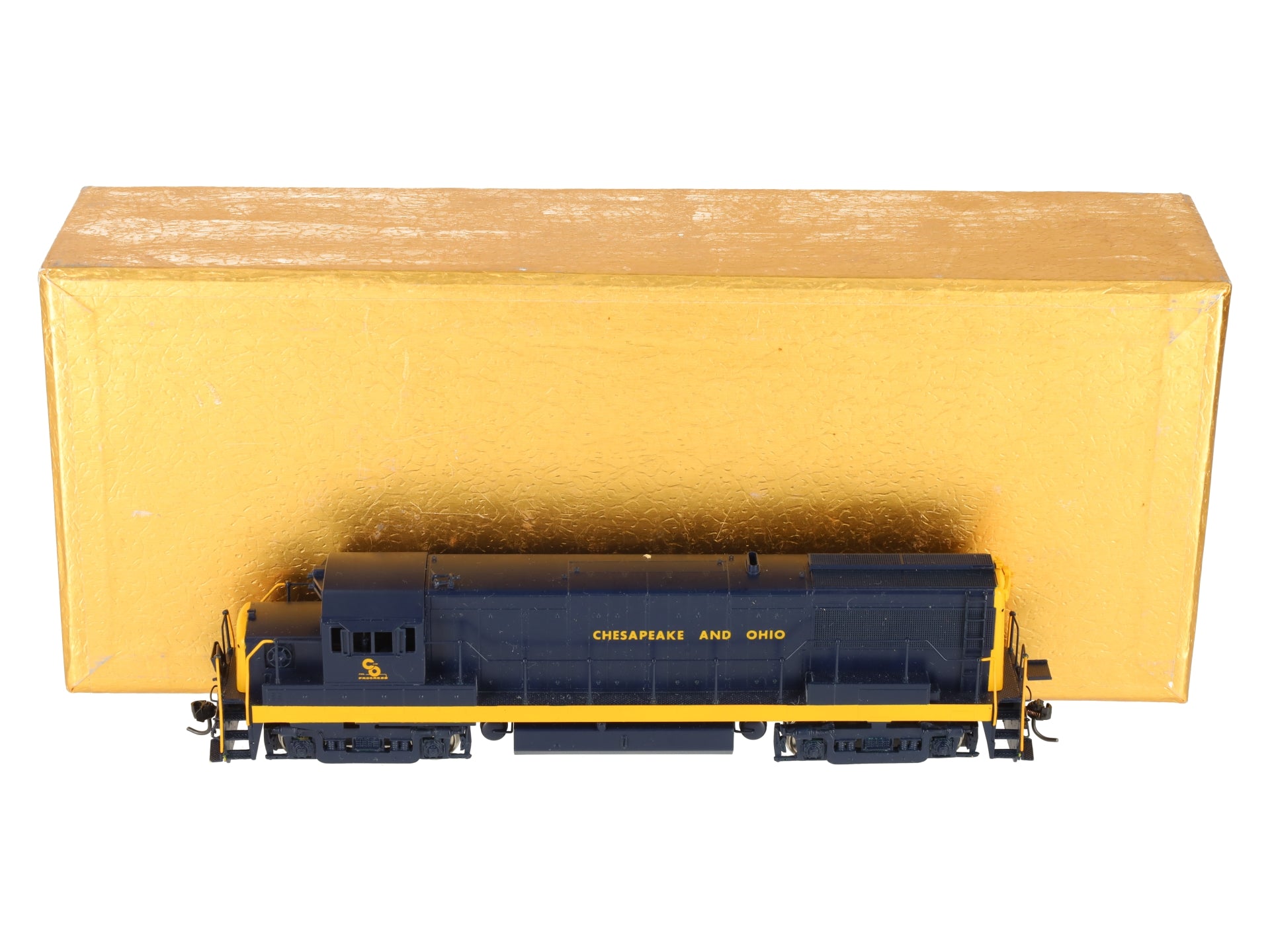 Oriental Limited HO BRASS C&O GE U25B 2500HP Diesel Engine Intermediate -Painted LN/Box