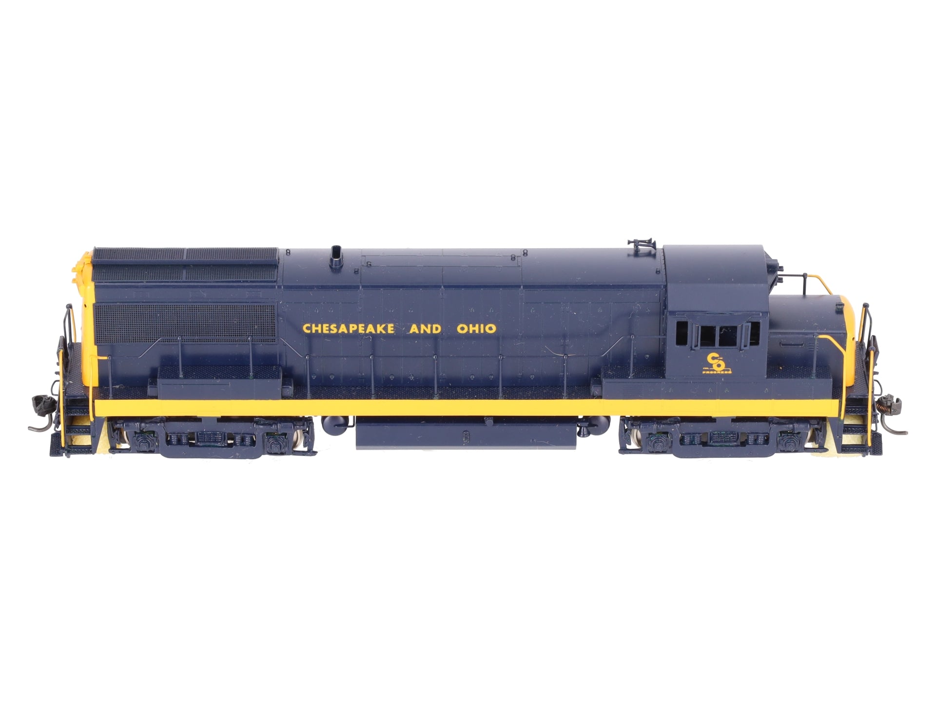 Oriental Limited HO BRASS C&O GE U25B 2500HP Diesel Engine Intermediate -Painted LN/Box
