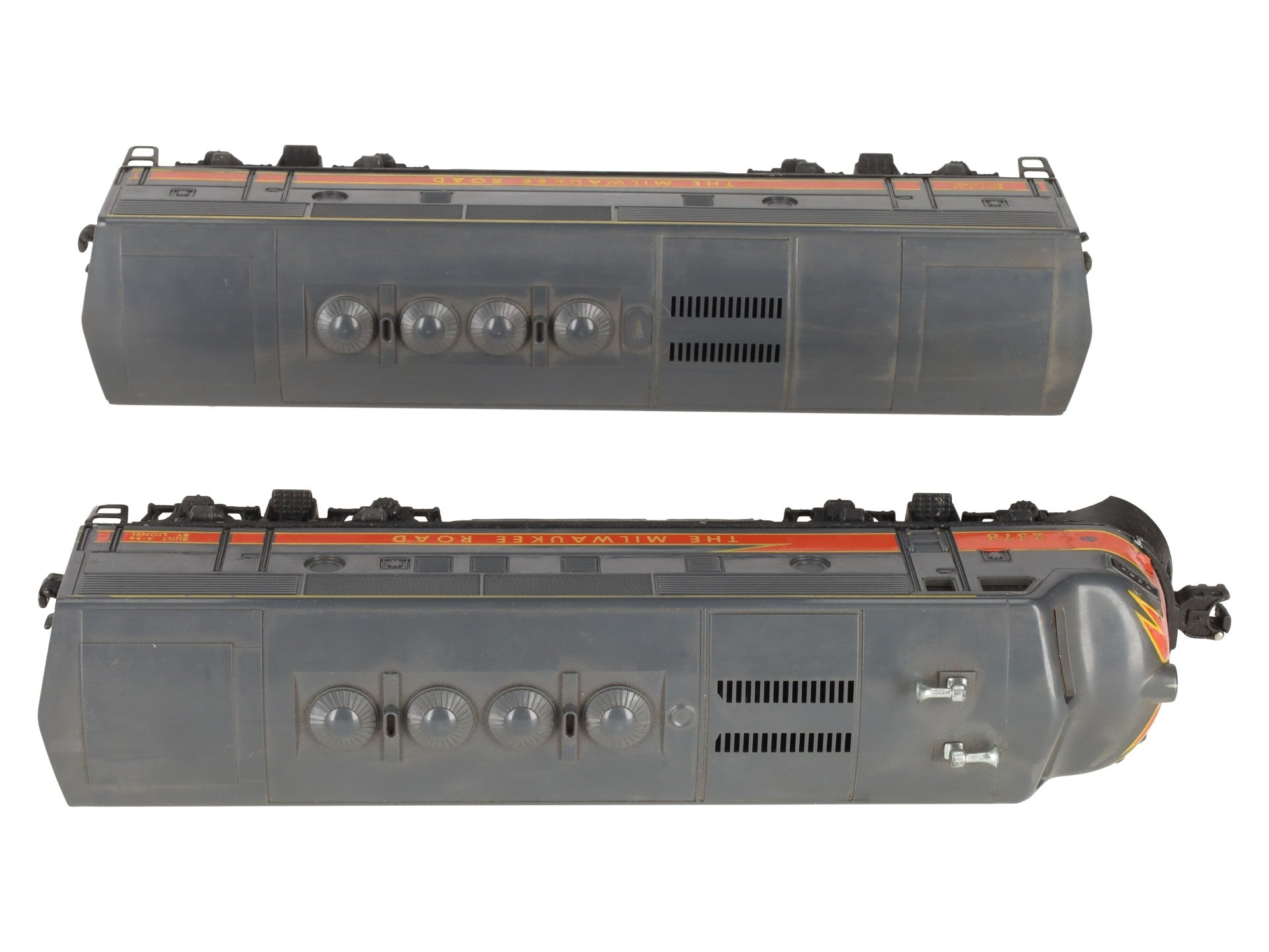 Lionel 2378 O Vintage Milwaukee F-3 AB Diesel Loco Set w/Thin Yellow Stripes VG