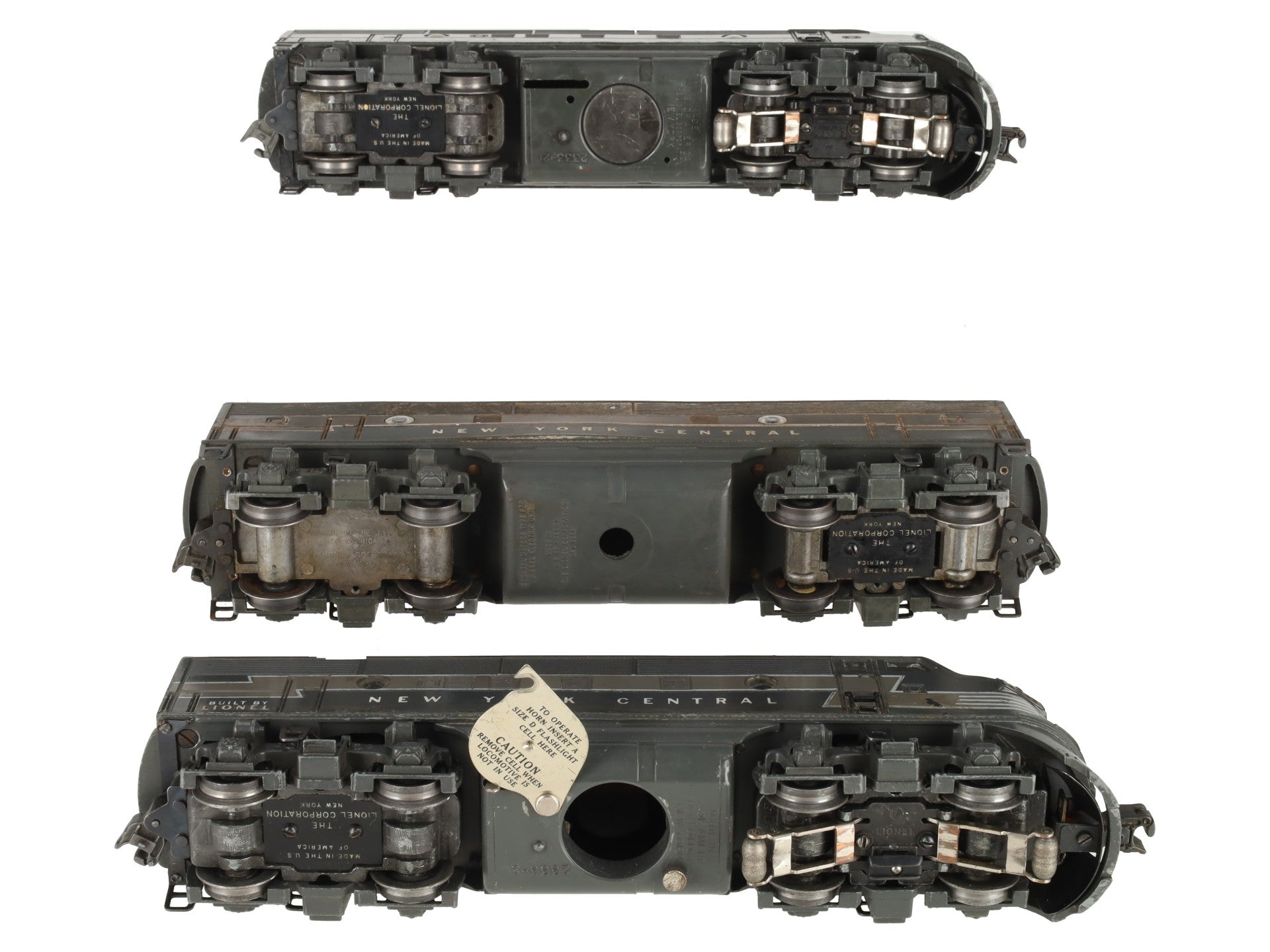 Lionel 2333 Vintage O Gauge New York Central F3 AA Diesel Locomotive Set