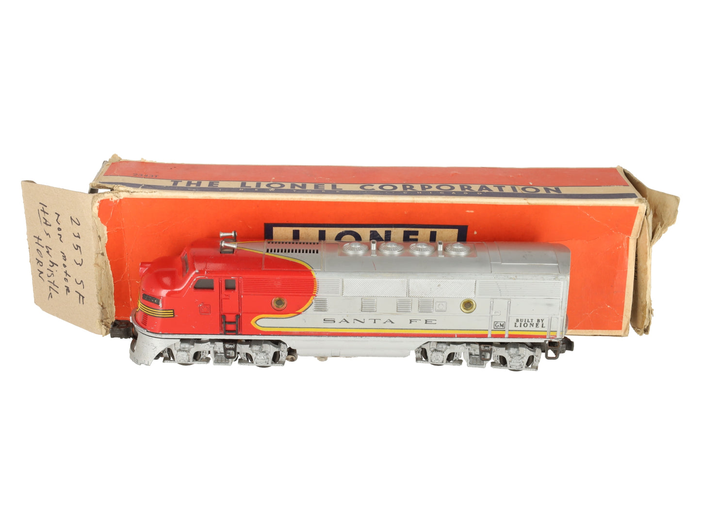 Lionel 2353 Vintage O Santa Fe F-3  Dummy Diesel Locomotive VG
