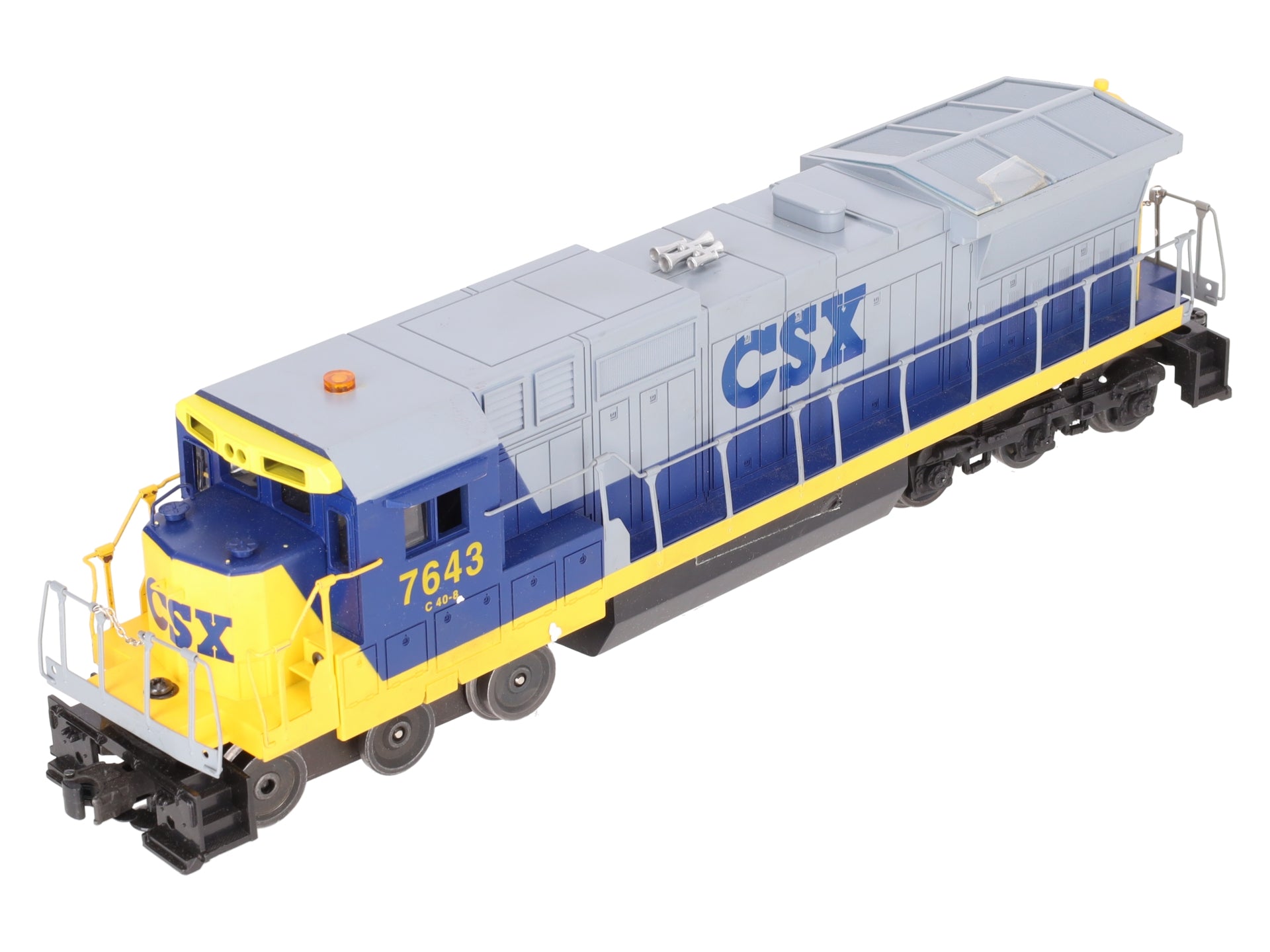 Lionel 6-18215 O Gauge CSX Dash 8 Diesel Engine #7643 EX/Box