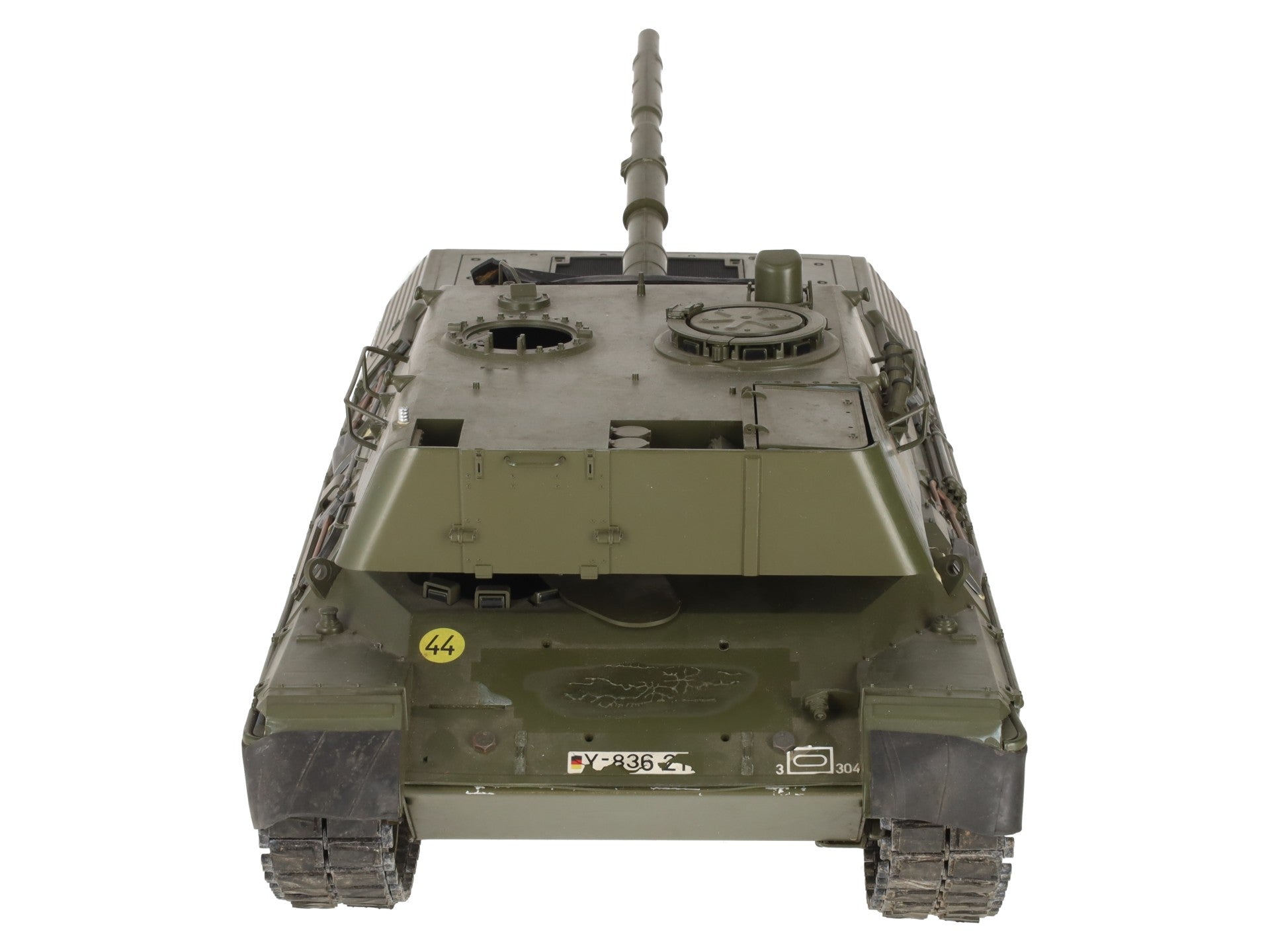 Tamiya 1:16 Scale Leopard 2 A4 Tank VG