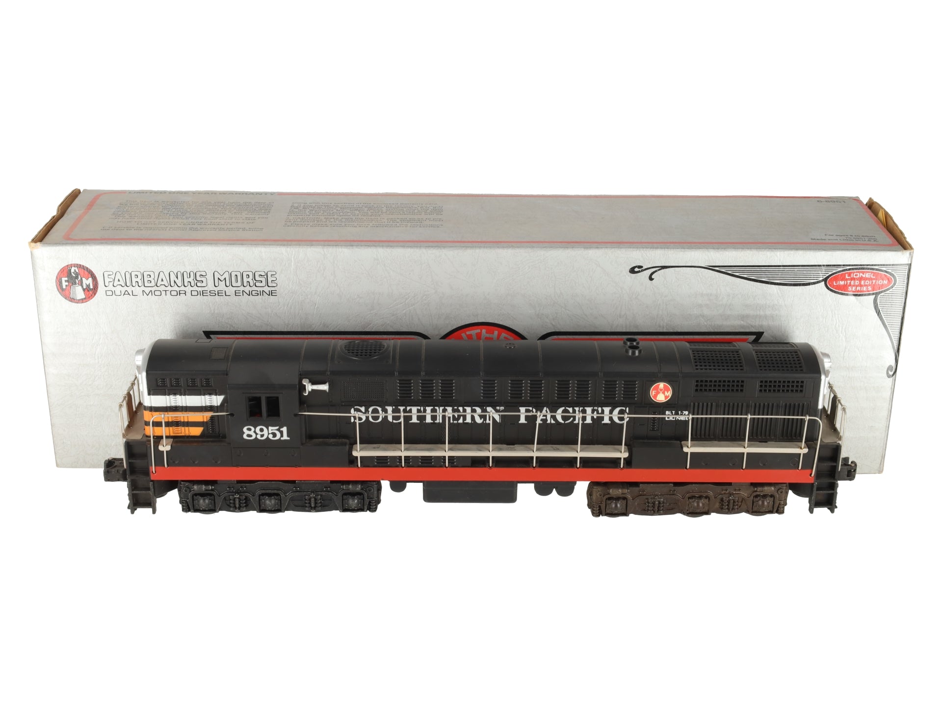 Lionel 6-8951 O Gauge Southern Pacific FM Trainmaster Diesel Locomotive #8951 EX/Box