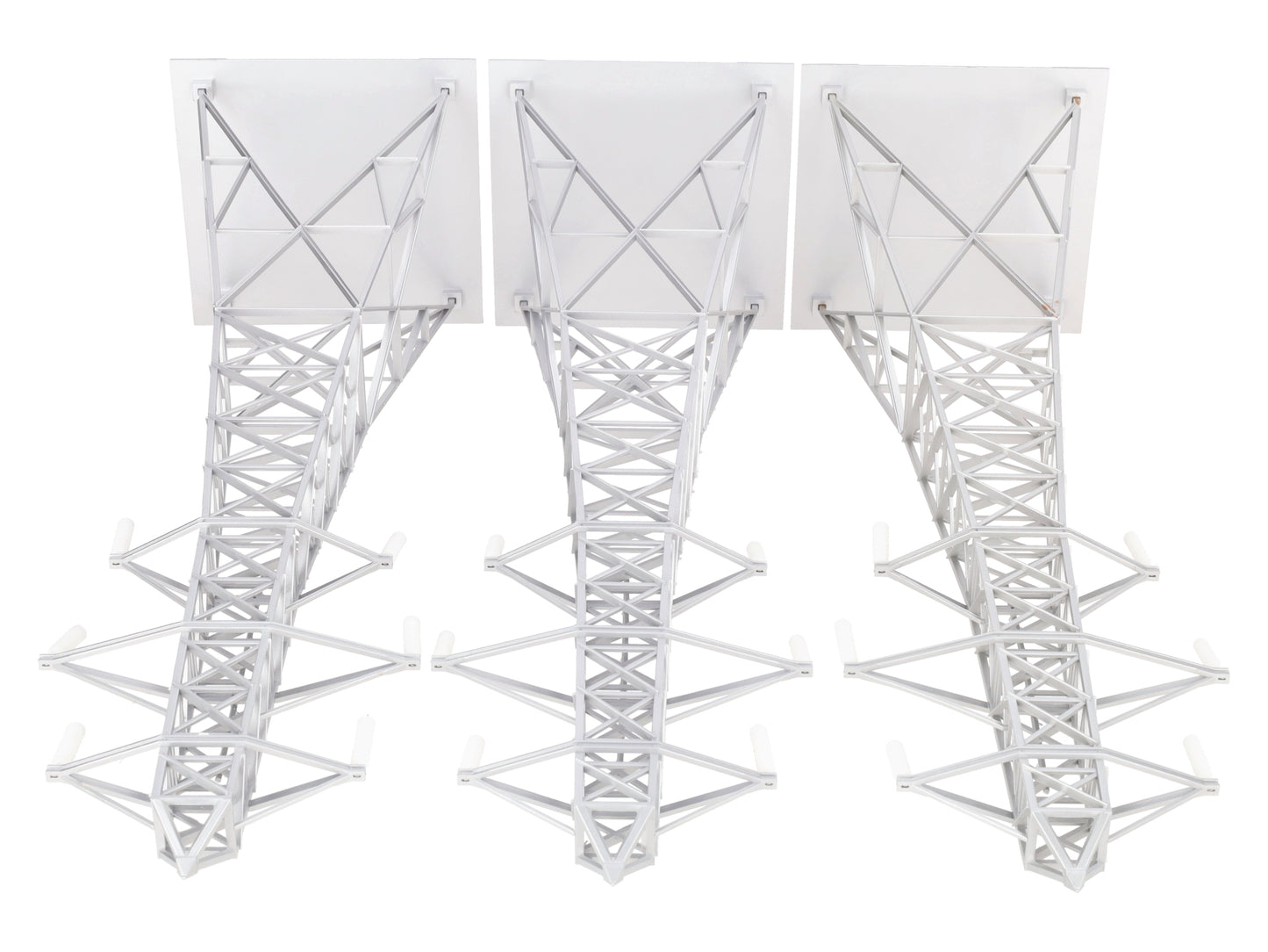 MTH 30-1056 O Hi-Tension Tower Set (Set of 3) EX/Box