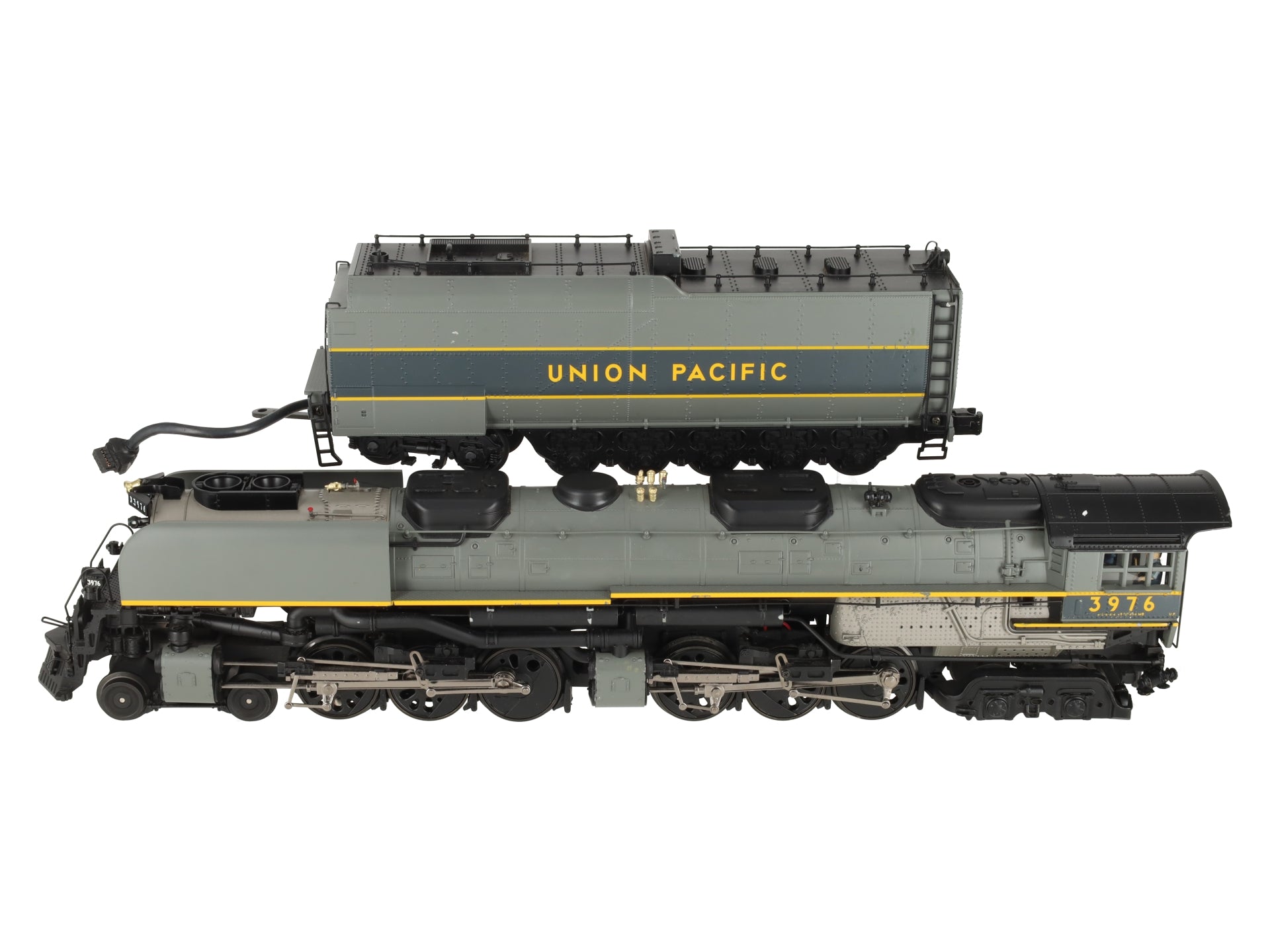 MTH 20-3478-2 O UP/Gray/Silver 4-6-6-4 Steam Locomotive w/PS3 #3976 EX