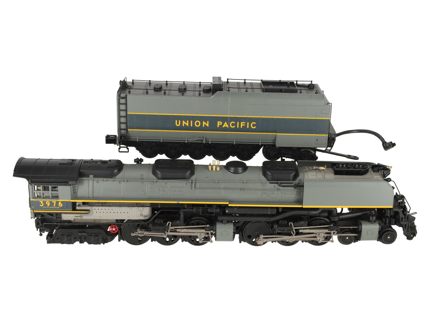 MTH 20-3478-2 O UP/Gray/Silver 4-6-6-4 Steam Locomotive w/PS3 #3976 EX
