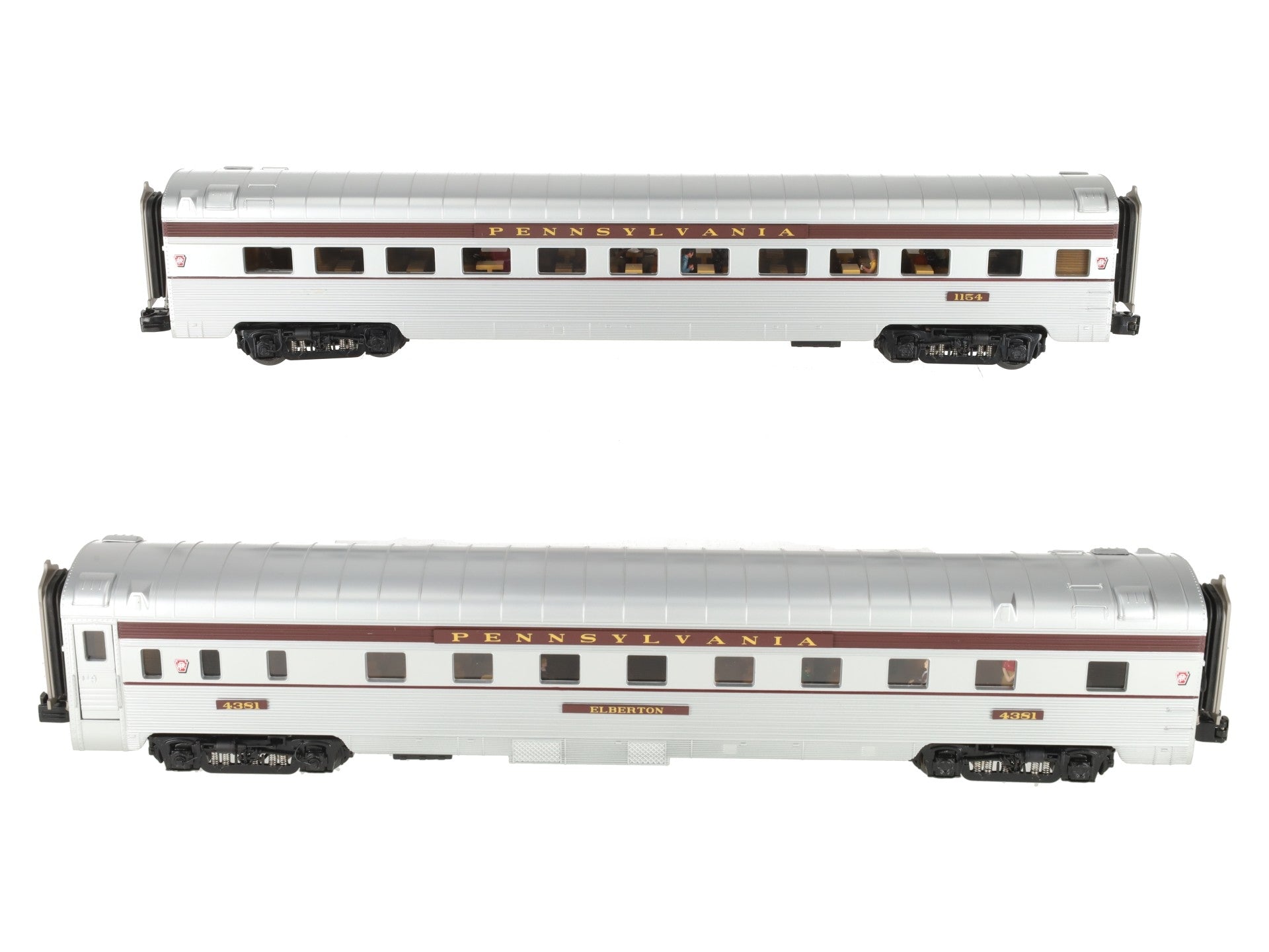 MTH 20-66072 O Pennsylvania 70' Streamlined Slpr/Diner Passenger Set (Set of 2) EX/Box
