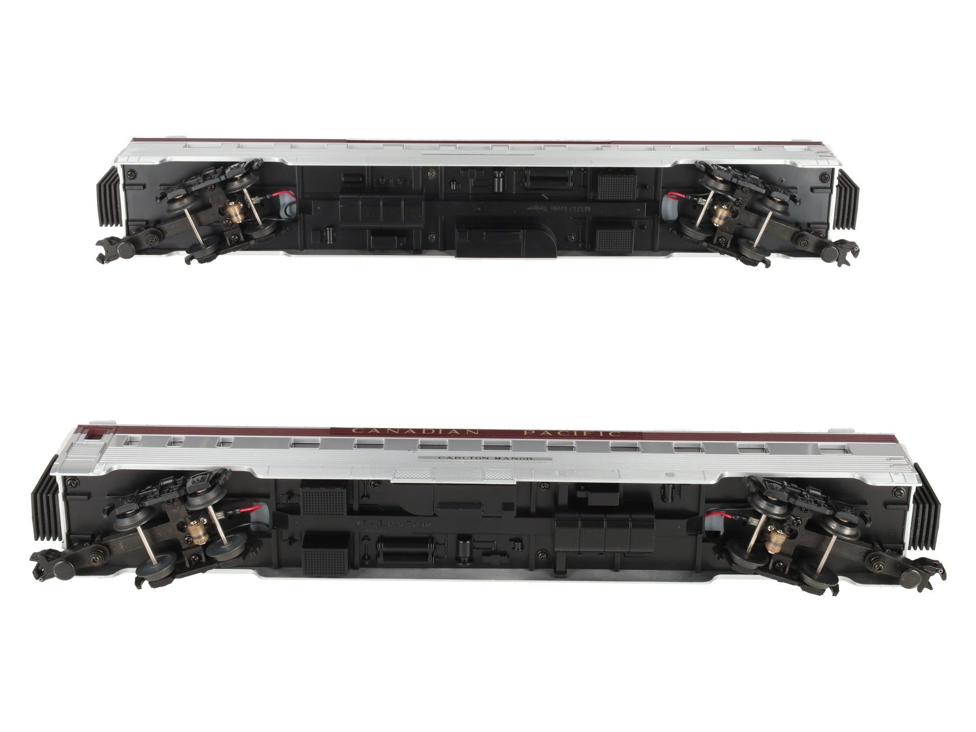 MTH 20-6647 O CP 70' Streamlined Sleeper/Diner Passenger Car Set (Set of 2) EX/Box