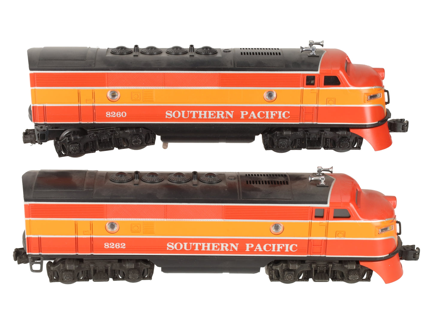Lionel 6-8260 O Gauge Southern Pacific F3 AA Diesel Locomotive Set #8260/8262 EX/Box