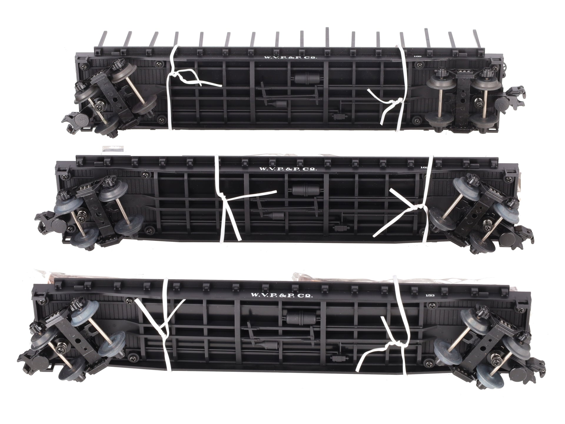 MTH 20-98103 O Gauge West Virginia Pulp & Paper Stake Flatcars (Set of 3) EX/Box