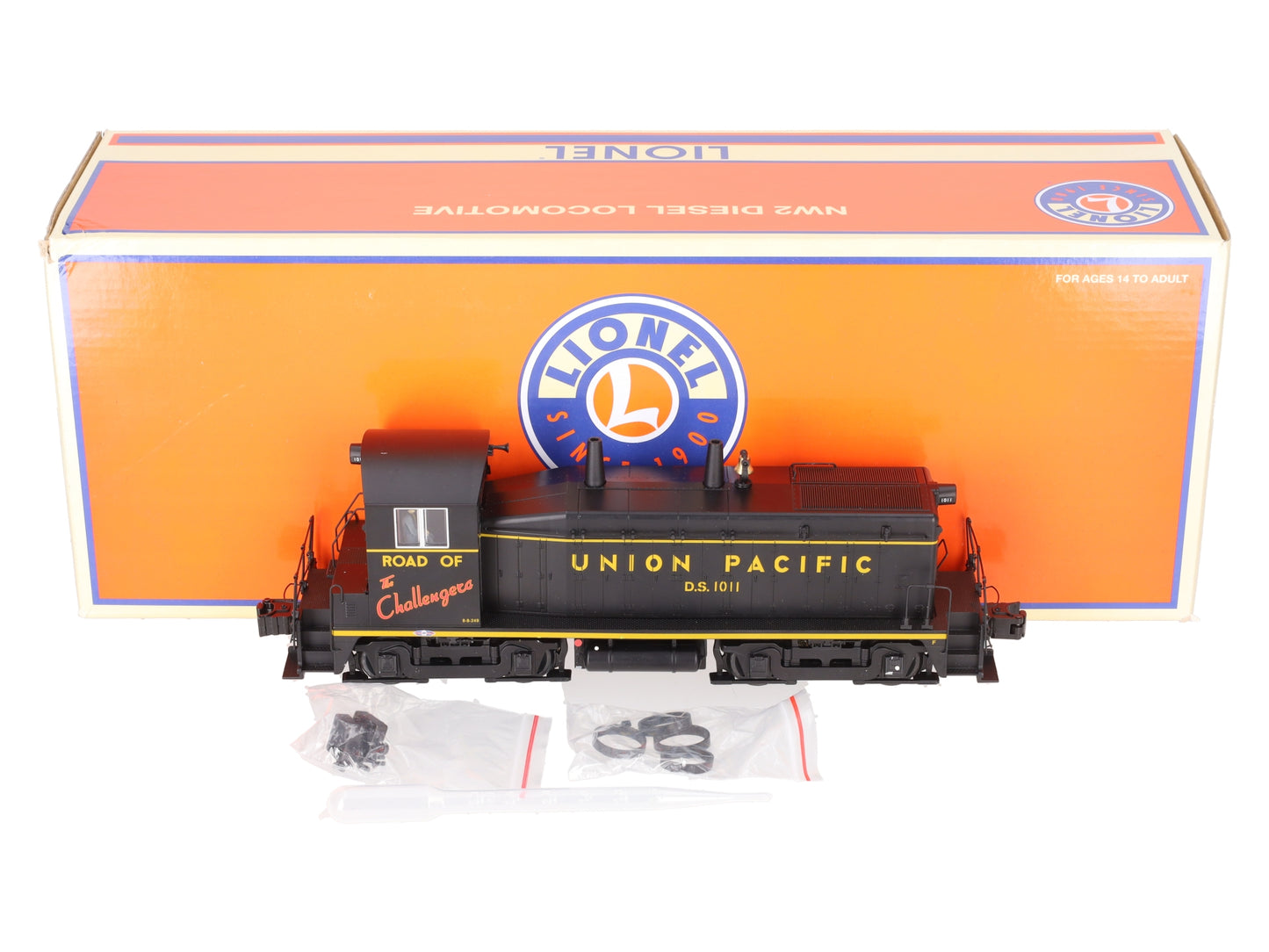 Lionel 6-83393 O Union Pacific NW2 Diesel Locomotive #1011 w/Legacy EX/Box