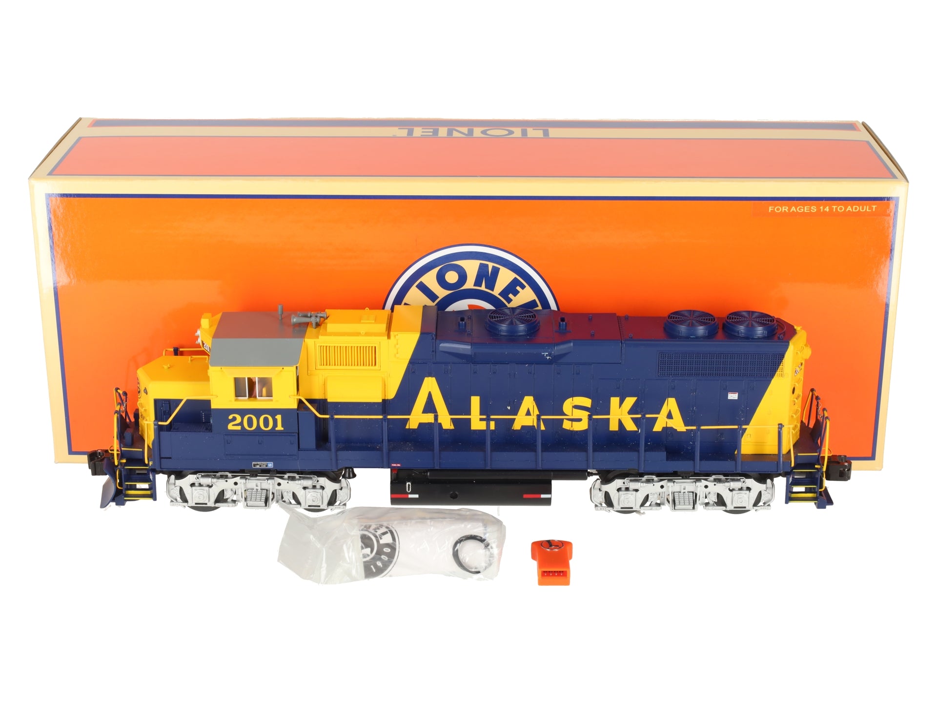 Lionel 6-28555 O Alaska GP38-2 Powered Diesel Locomotive w/RailSounds #2001 EX/Box