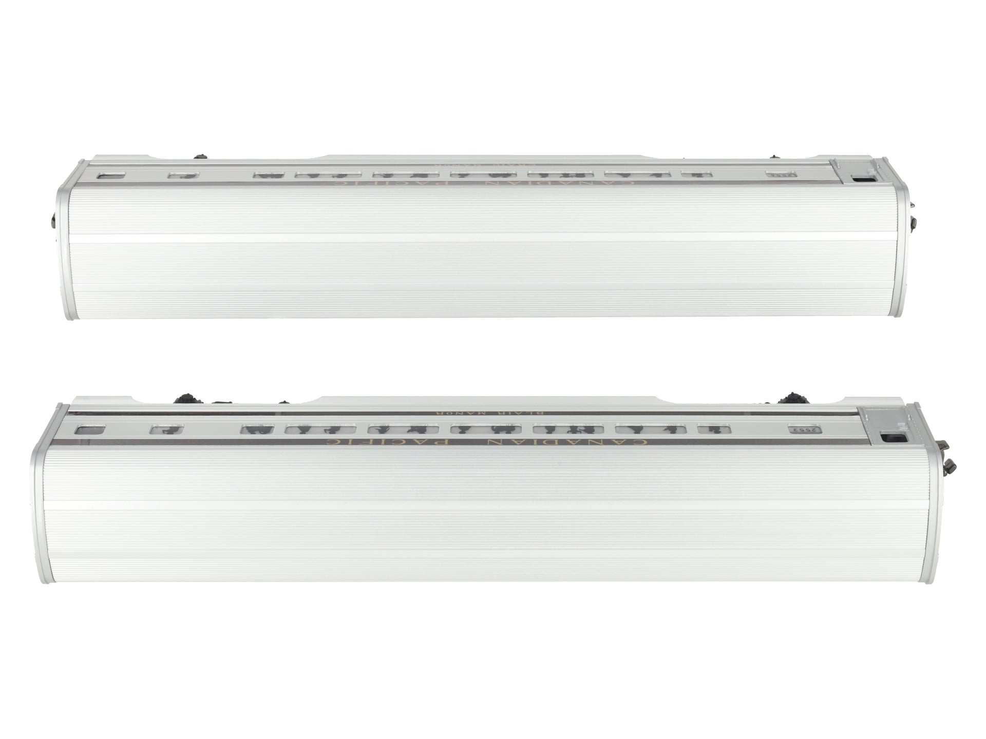 MTH 20-80002G O CP 2000 DAP 60' Aluminum Passenger Coach Set (Set of 2) LN/Box